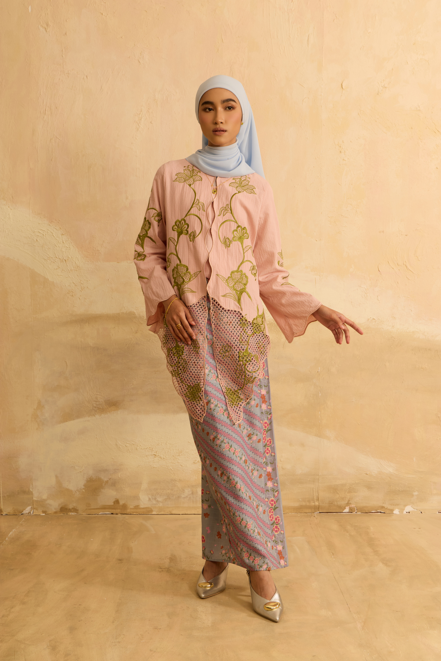 Sekarwati Pink Embroidered Kebaya Set