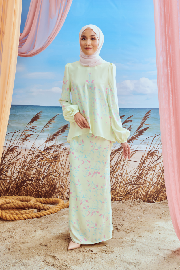 Serina Soft Yellow Bell Sleeves Kurung 