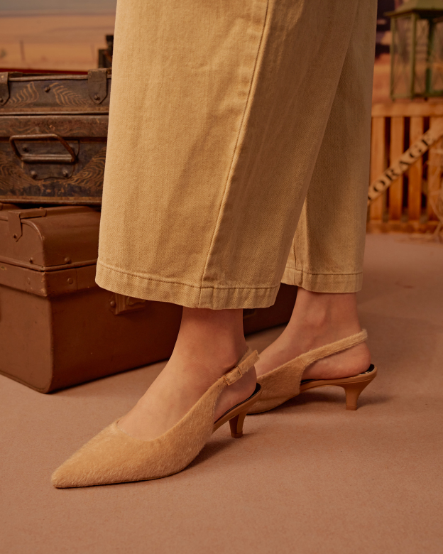 Giselle Pointed-Toe Low Heels