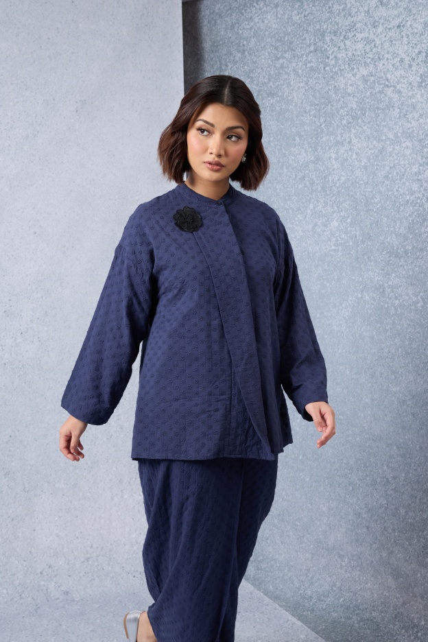 Murni Navy Blue Textured Floral Kurung Set