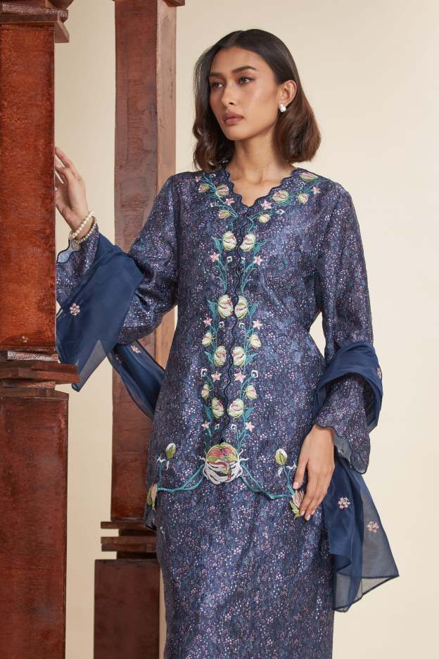 Kaiya Navy Blue Embroidered Kebaya Set