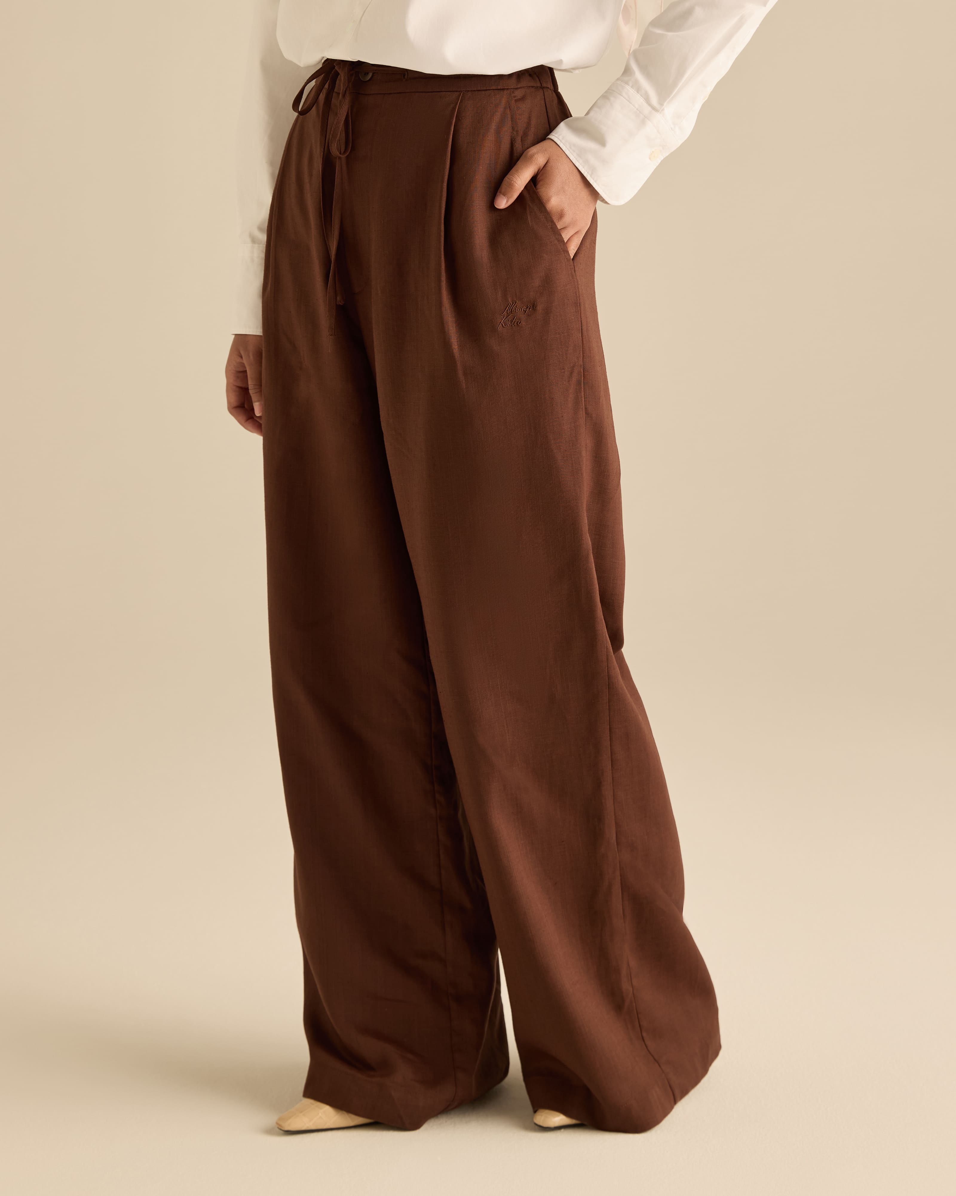 Buy Calma Brown Linen Pants | Mimpikita