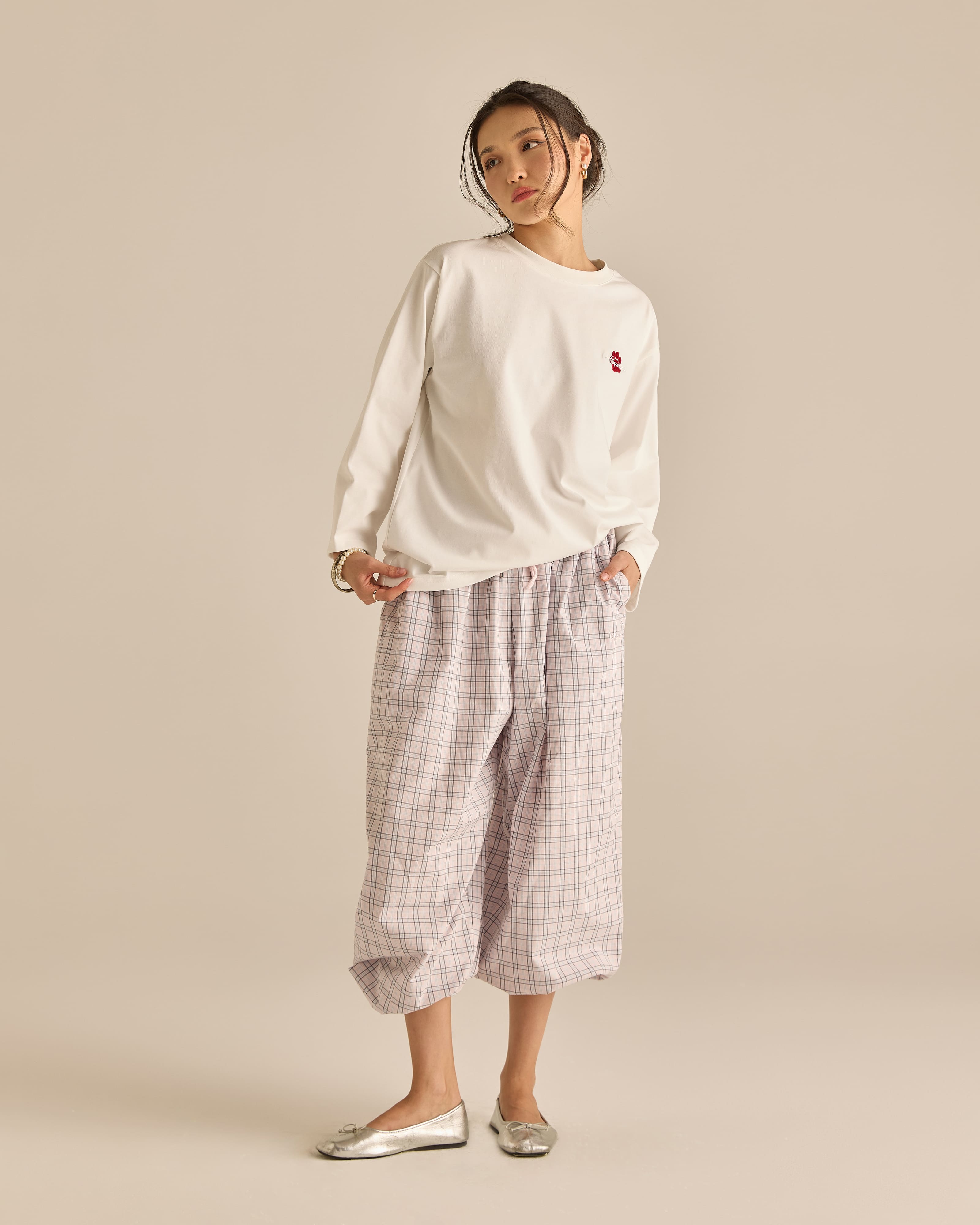 Catmom Off White Long Sleeve T-Shirt