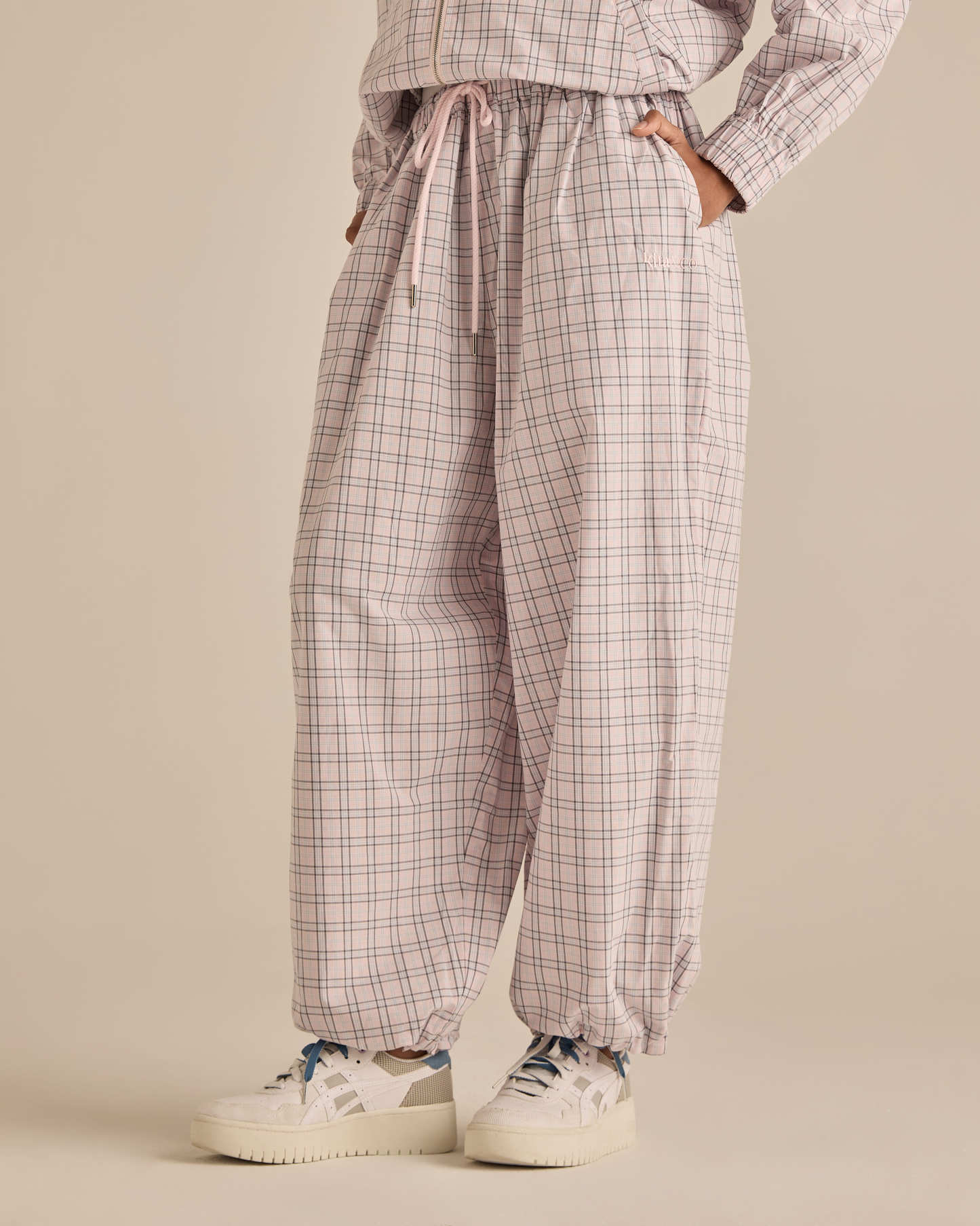 Soft Pink Plaid Relaxed Balloon Pants