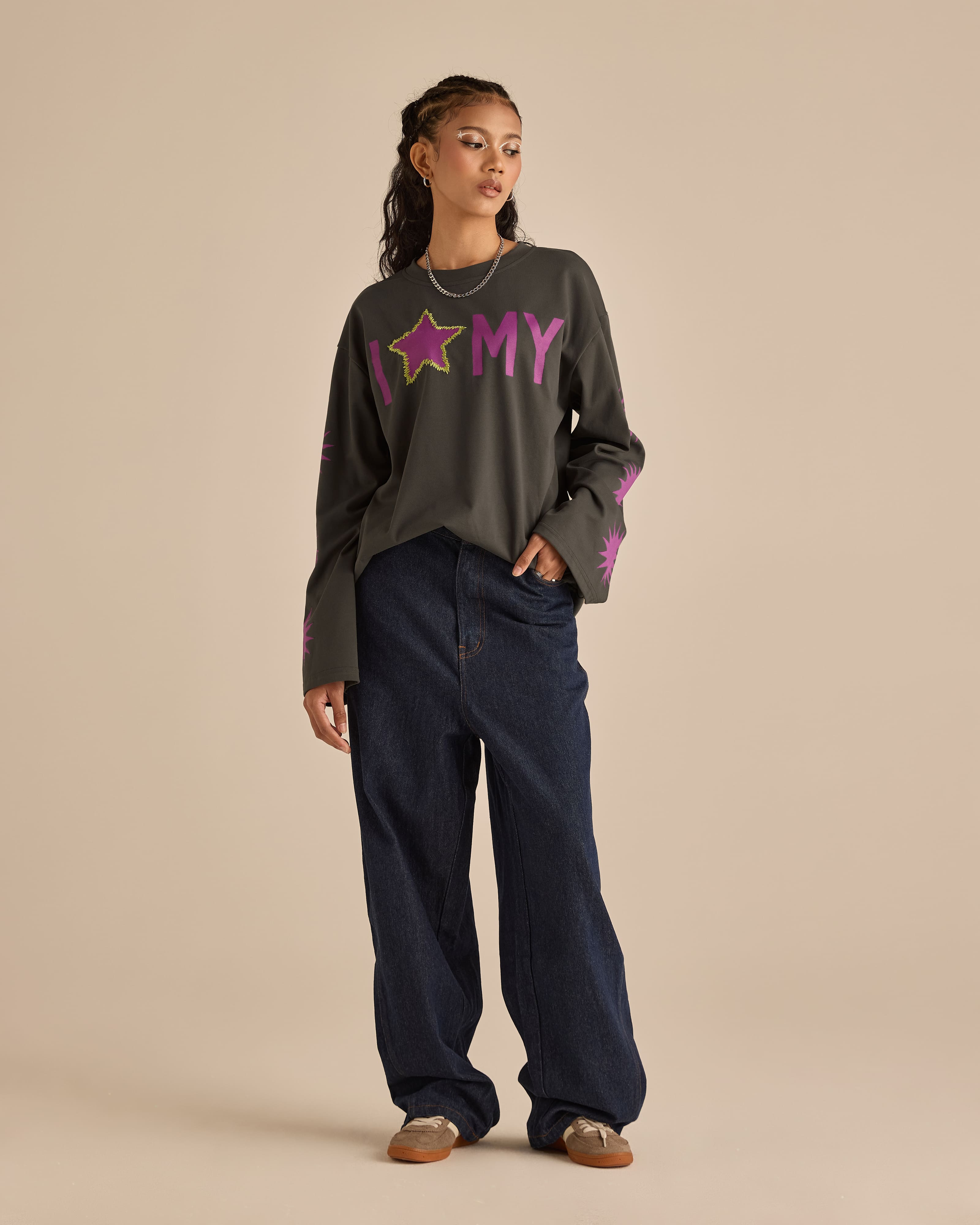 Warga Grey Graphic Long Sleeve T-Shirt