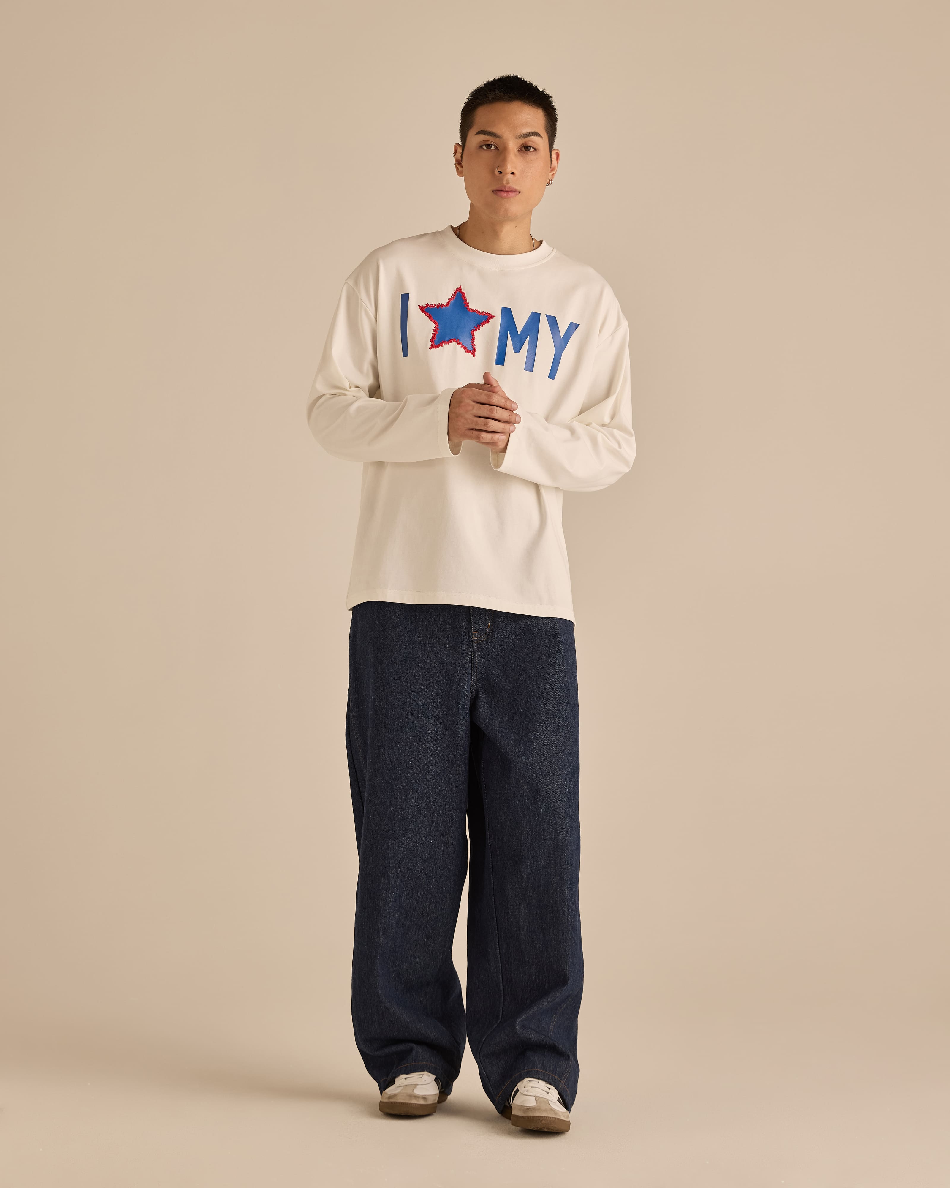 Warga White Graphic Long Sleeve T-Shirt