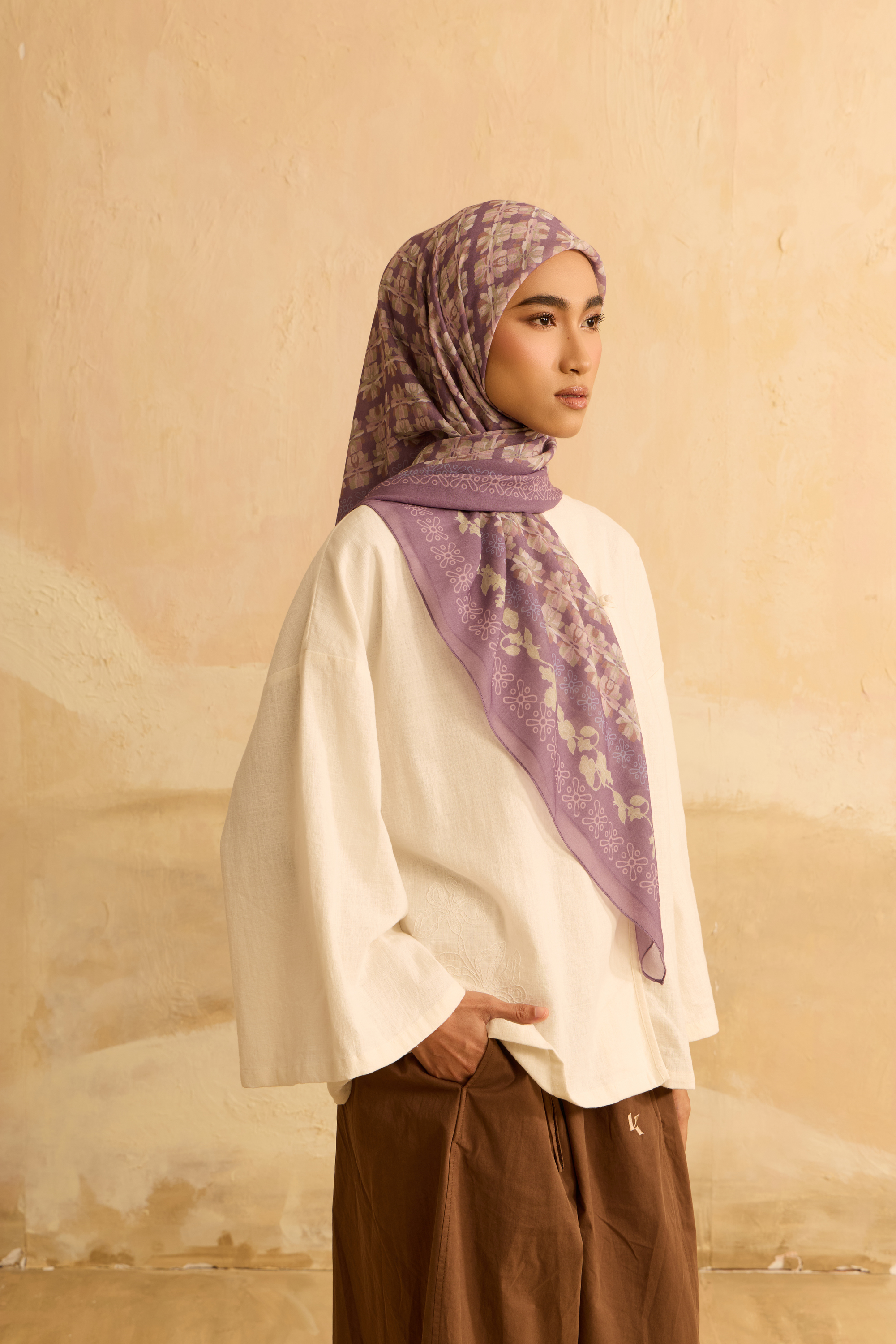 Mimpikita X Elfira Loy Reyna Dusty Purple Square Voile Scarf