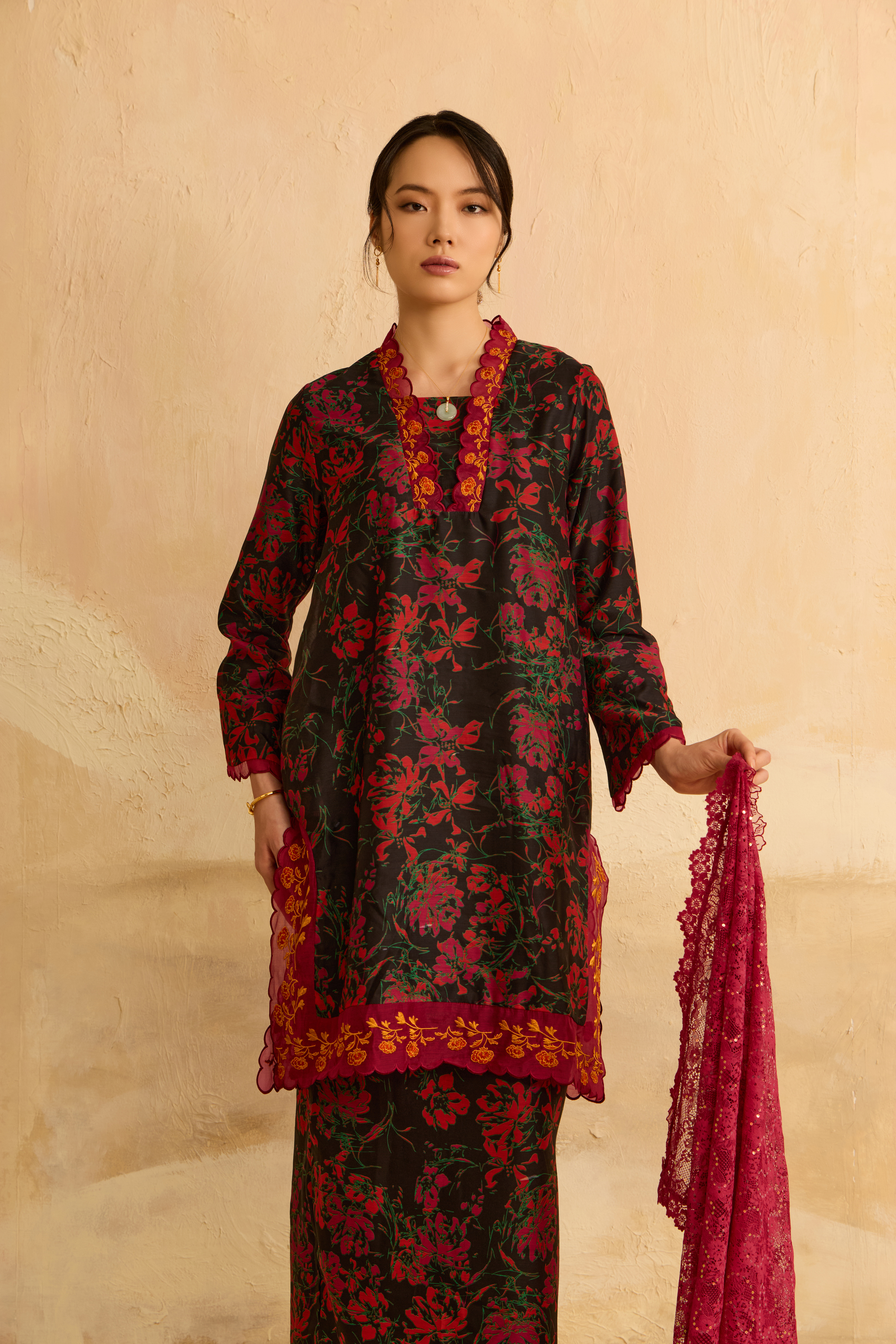 Mentari Black Printed Kurung Set