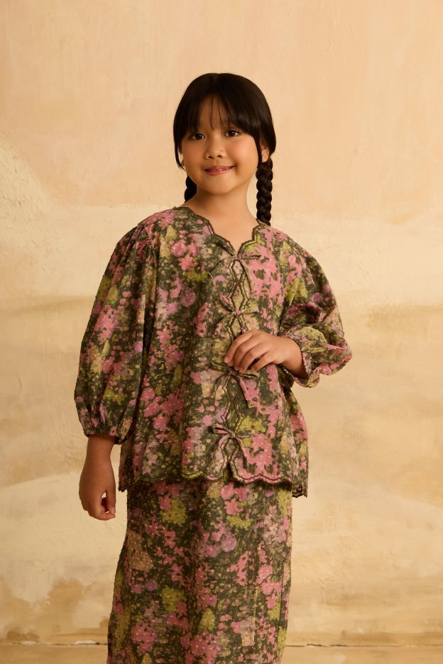 Mini Julia Green Flora Lace Kebaya