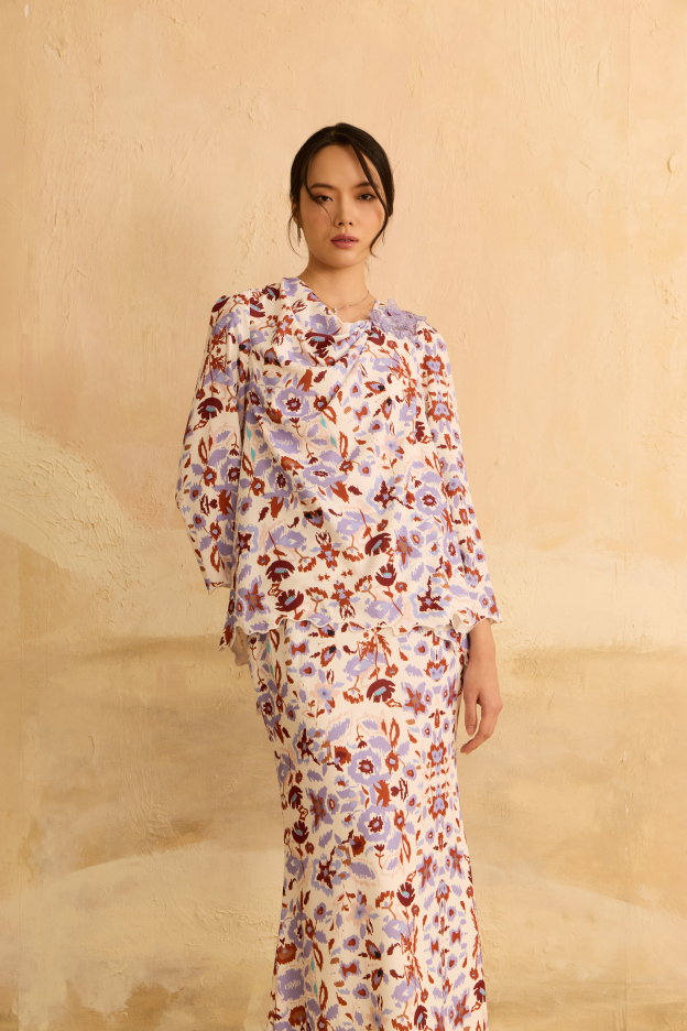 Raisa White Abstract Draped Kurung