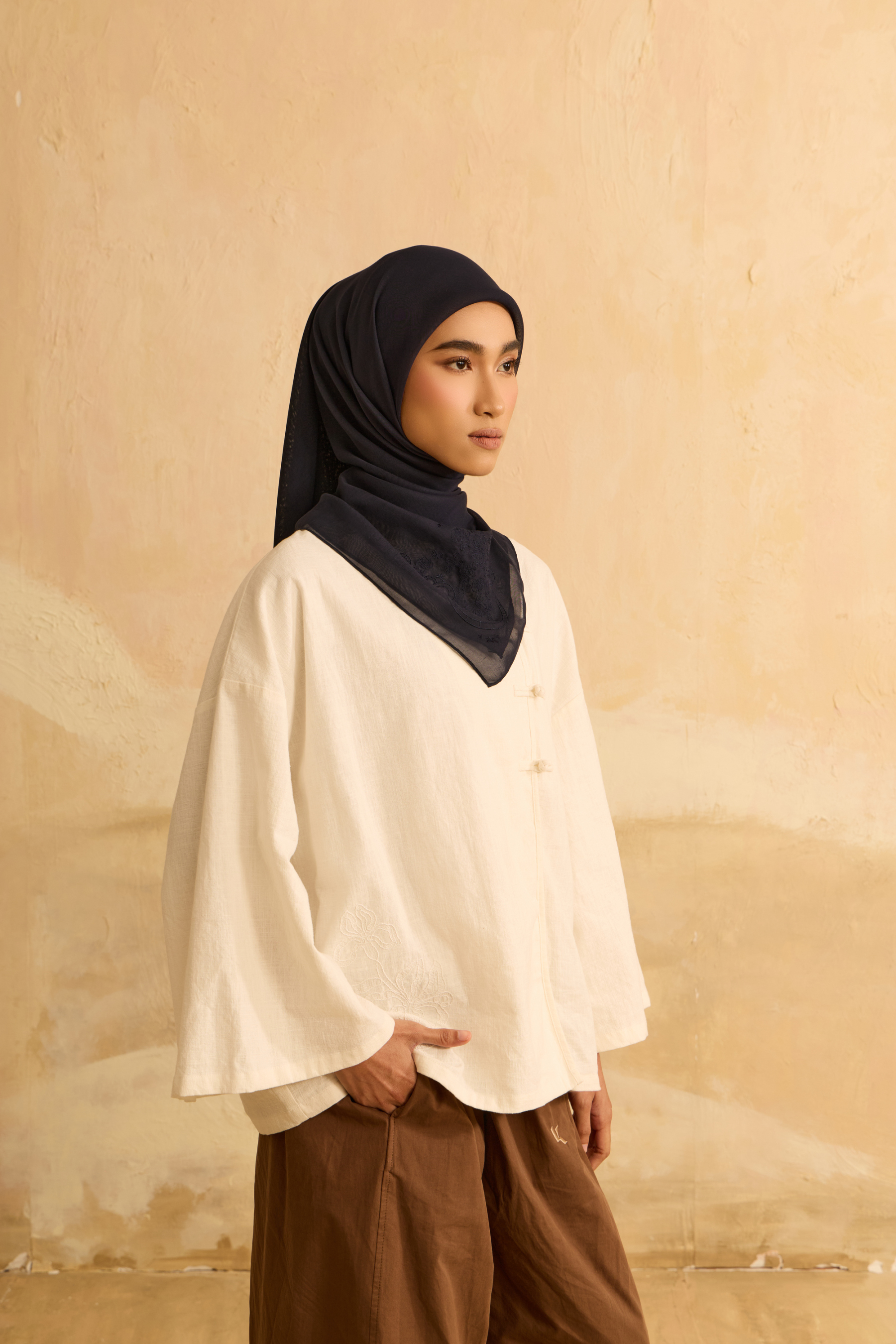 Mimpikita X Elfira Loy Enya Navy Embroidered Square Voile Scarf