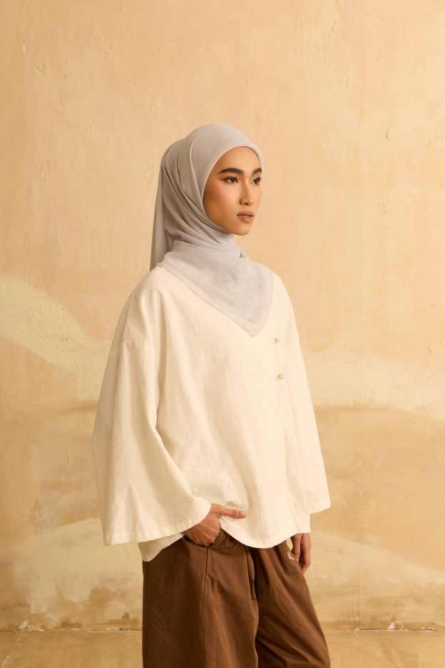 Mimpikita X Elfira Loy Enya Grey Embroidered Square Voile Scarf