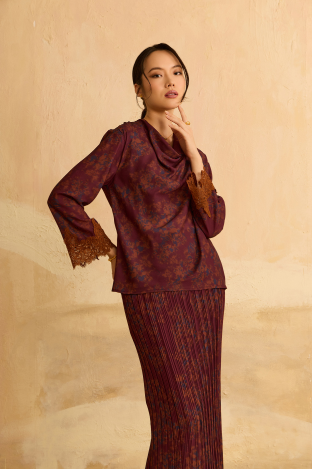 Juwita Dark Maroon Draped Pleated Kurung