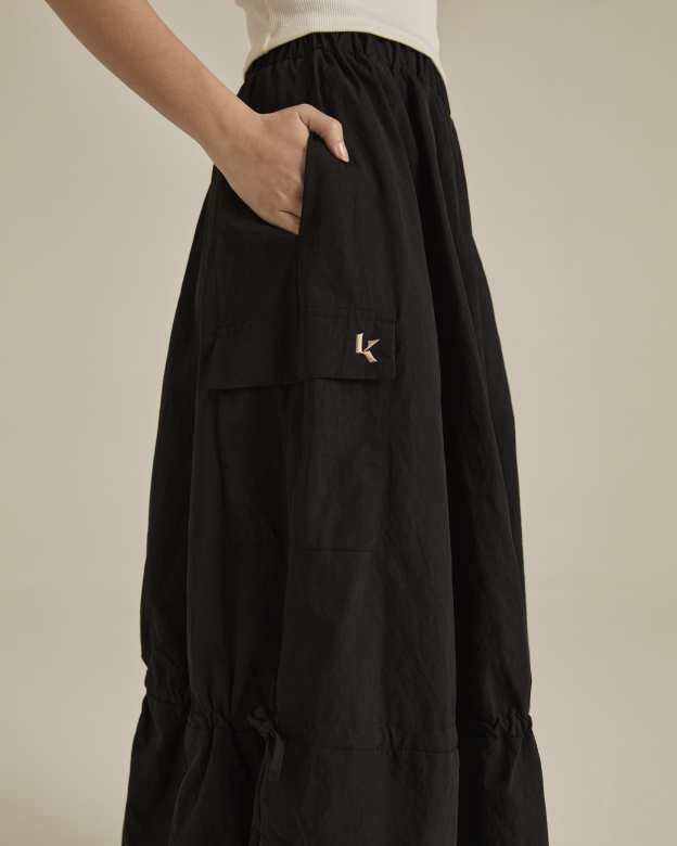Black Balloon Skirt