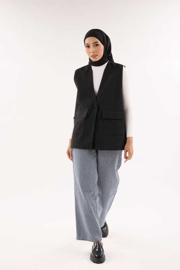 Nelly Black Structured Vest