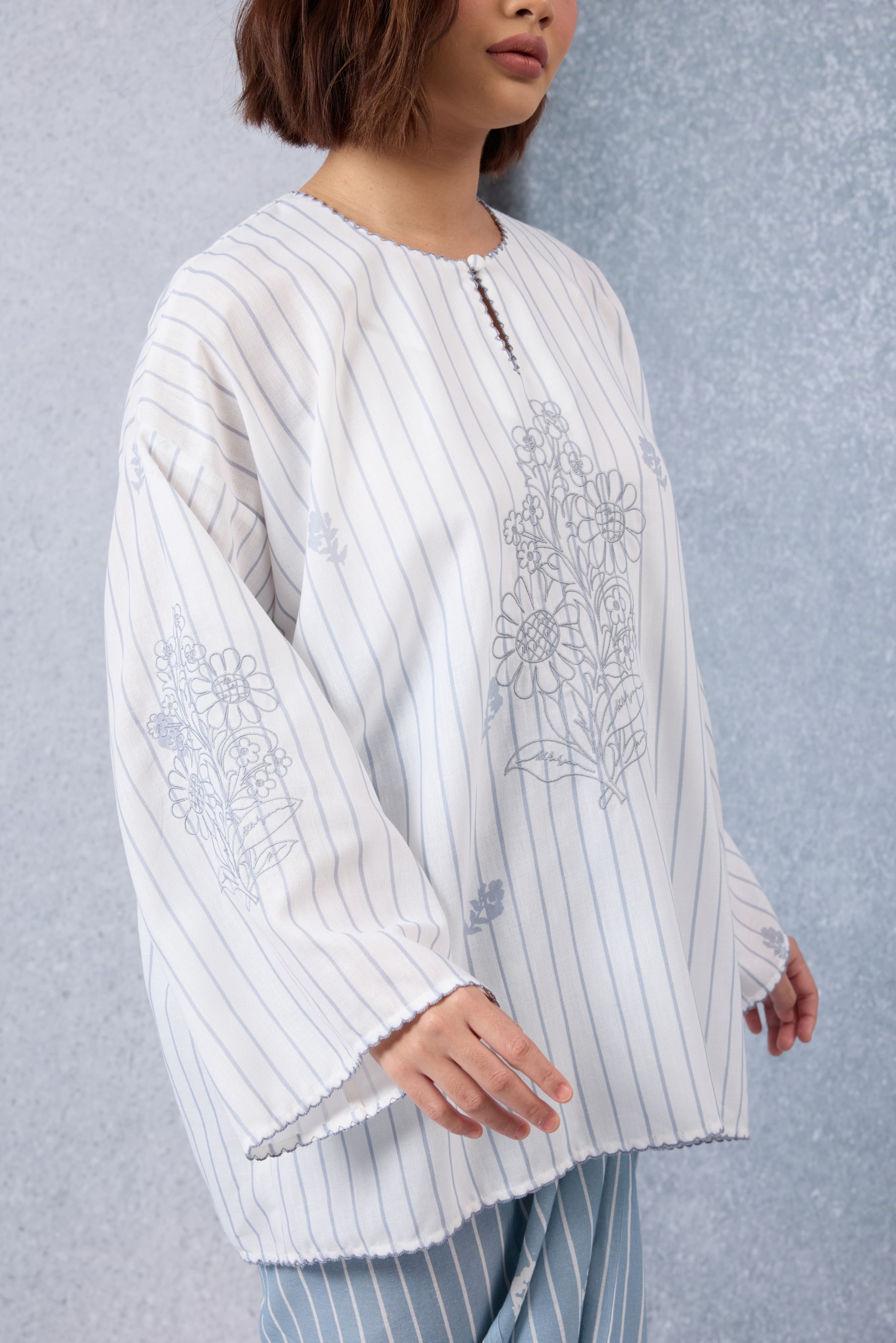 Matahari Smoky Blue Loose Kedah Top