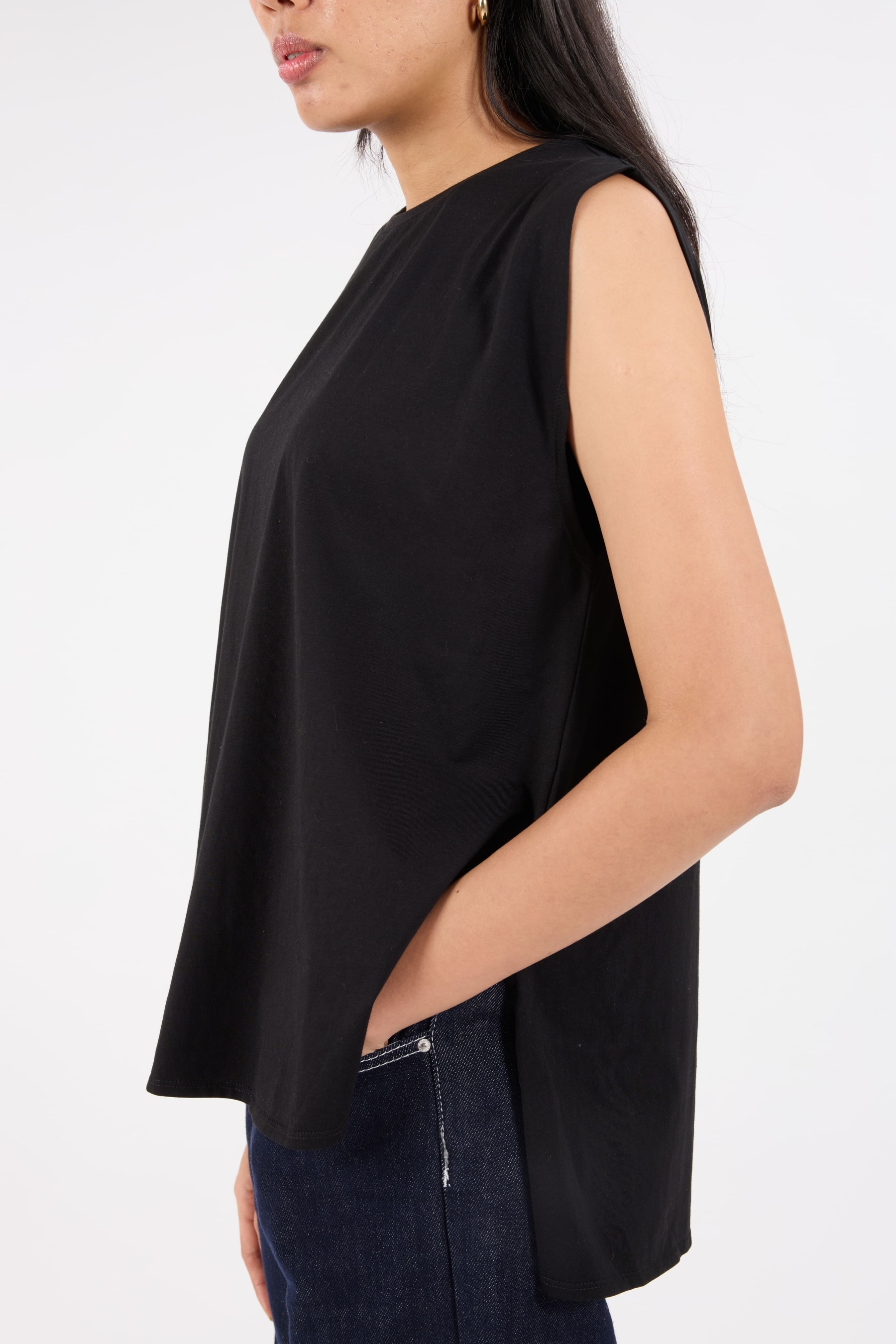 Black Sleeveless Top