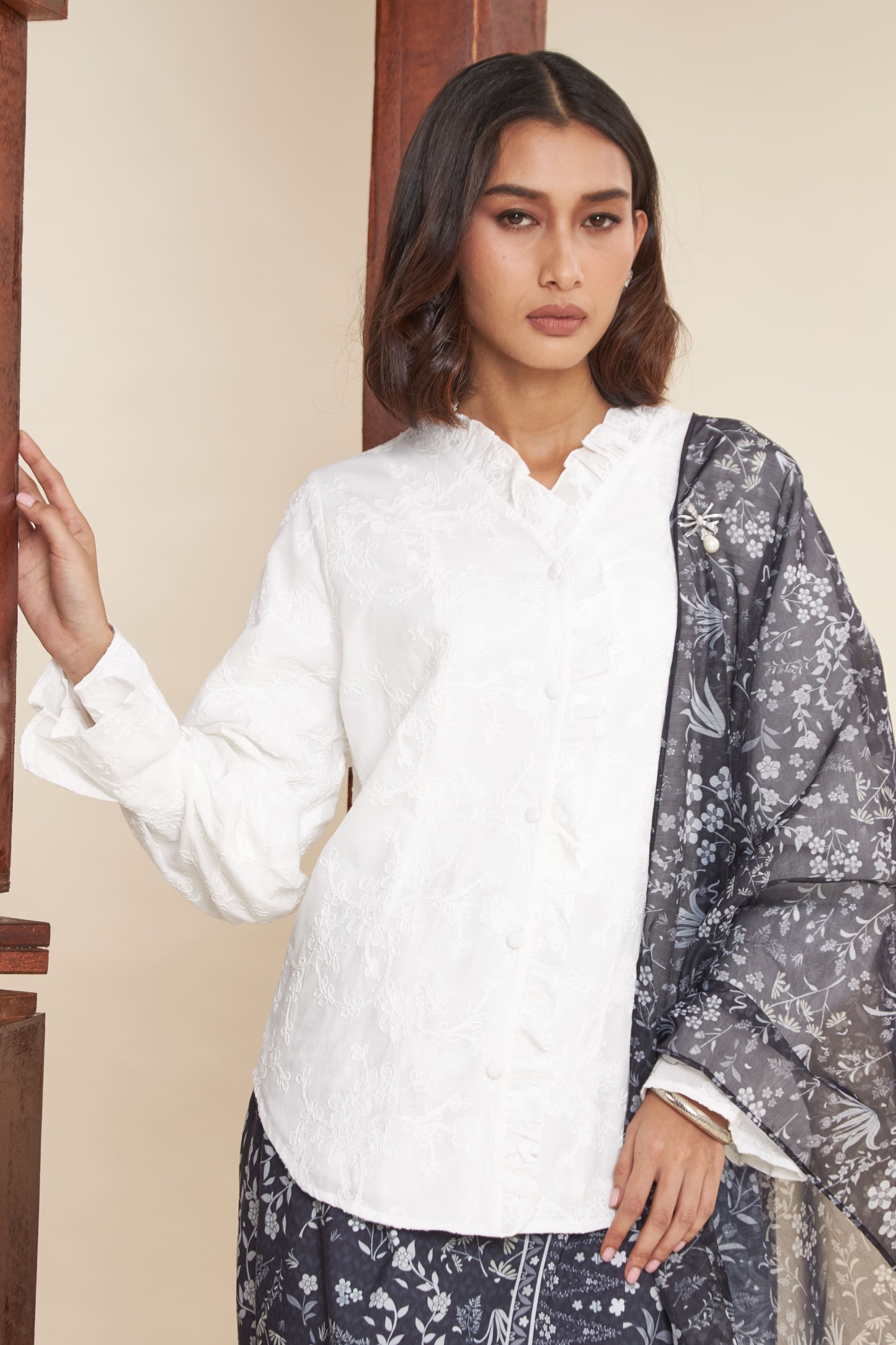 Aryana White Ruffle Kebaya Set