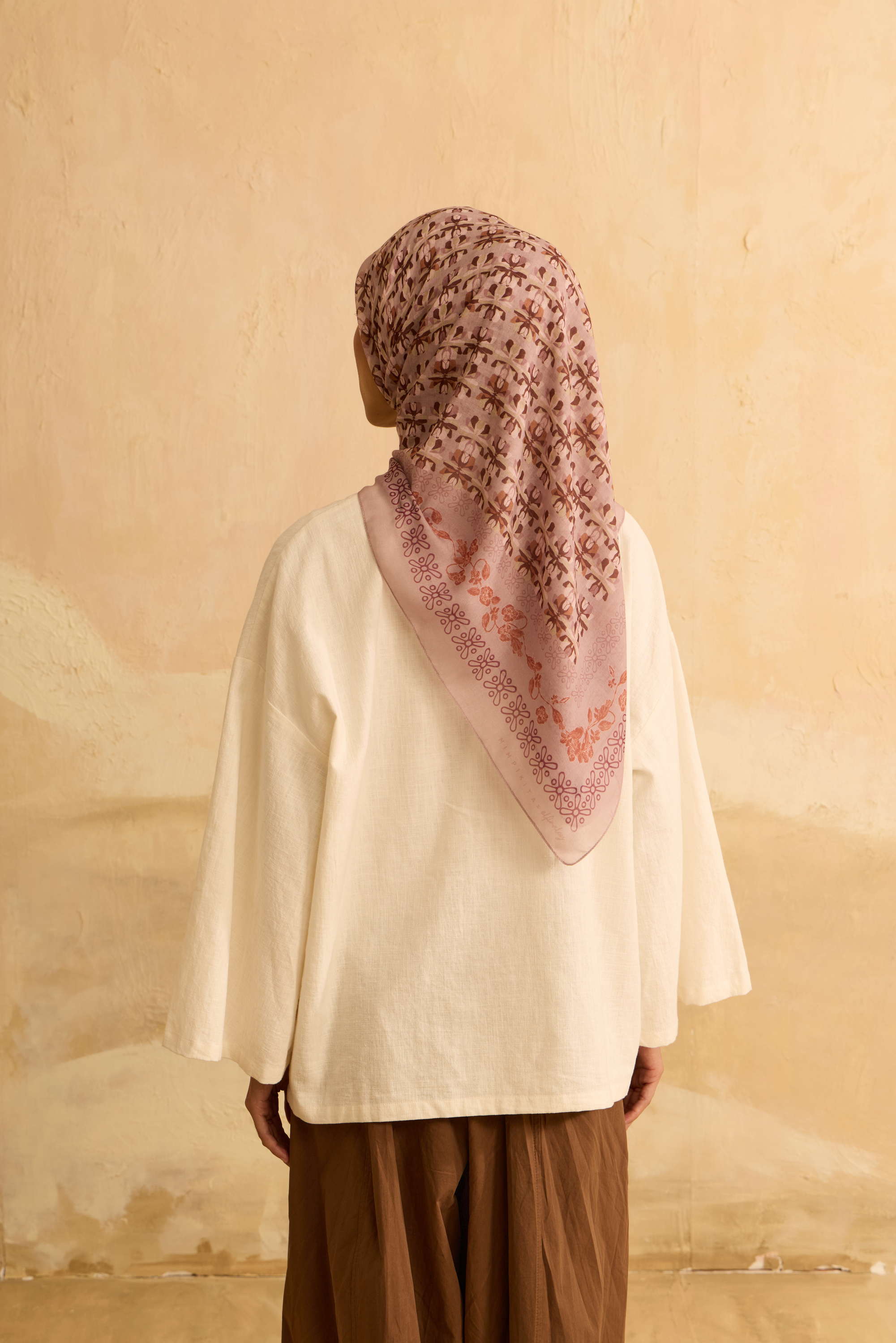 Mimpikita X Elfira Loy Reyna Soft Pink Square Voile Scarf