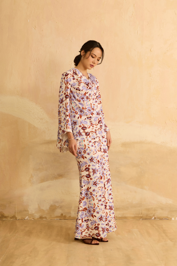 Raisa White Abstract Draped Kurung