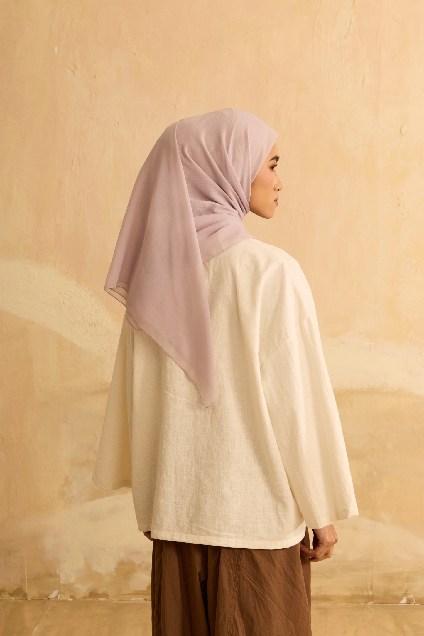 Mimpikita X Elfira Loy Enya Light Pink Embroidered Square Voile Scarf