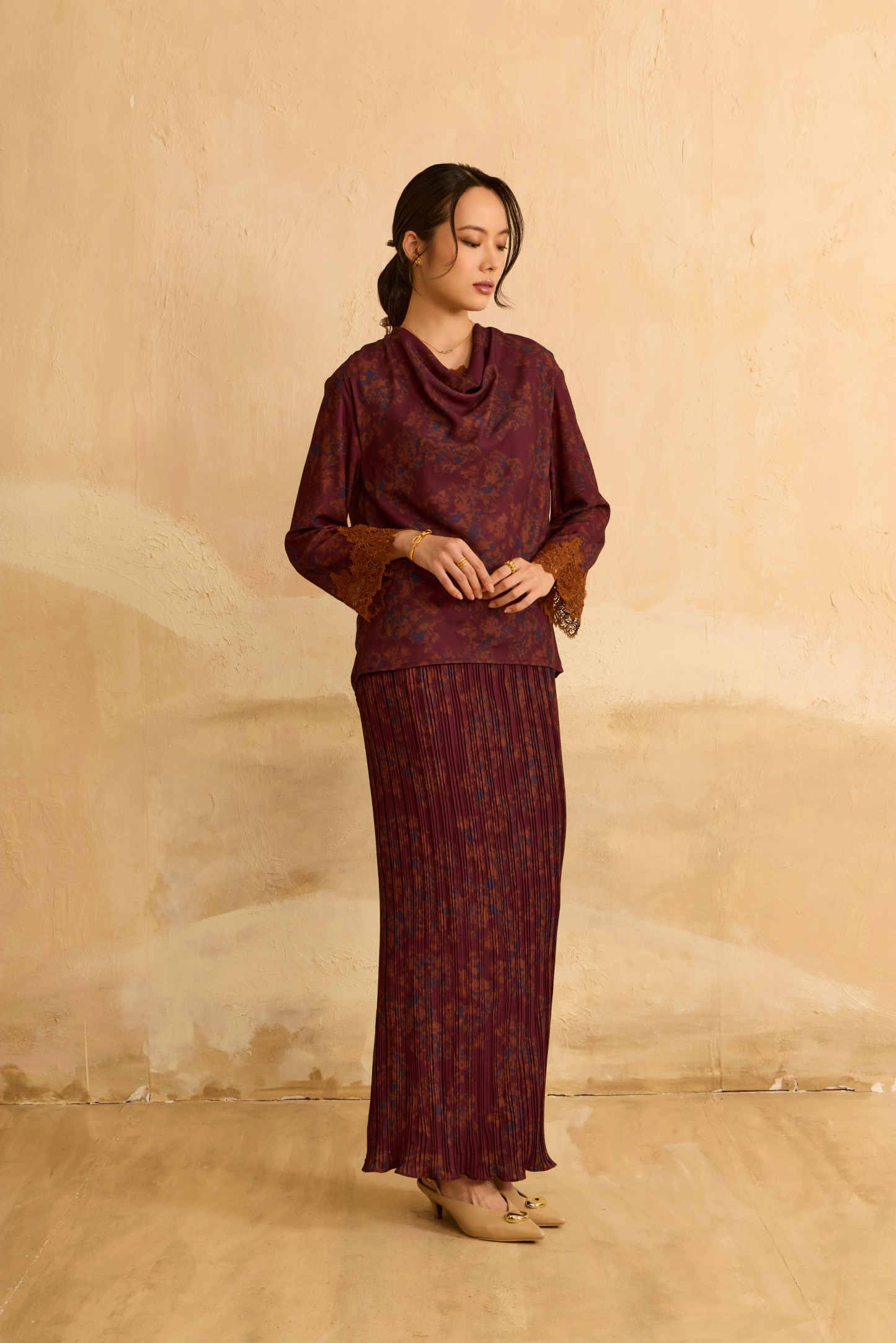 Juwita Dark Maroon Draped Pleated Kurung