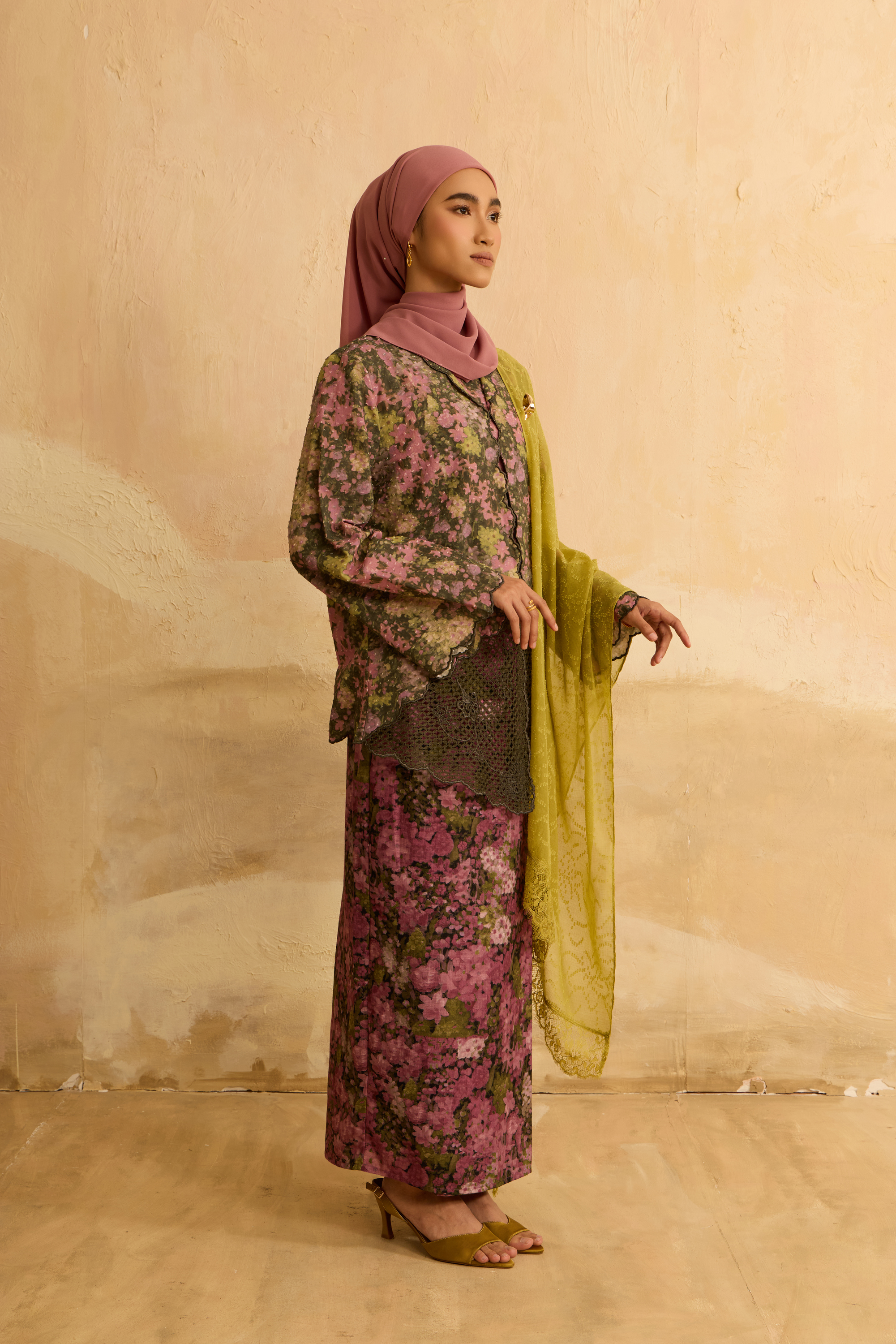 Julia Green Floral Lace Kebaya Set