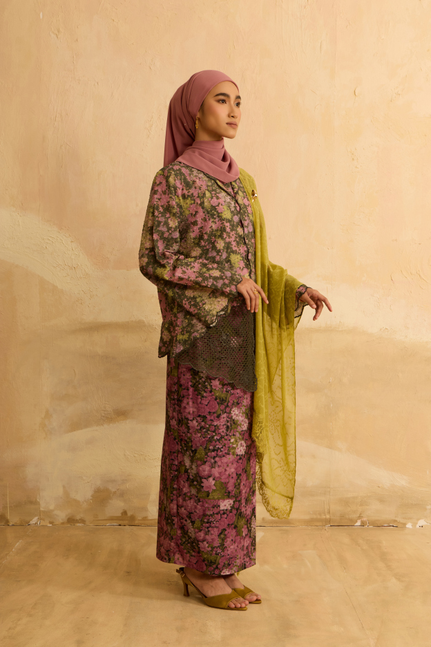 Julia Green Floral Lace Kebaya Set