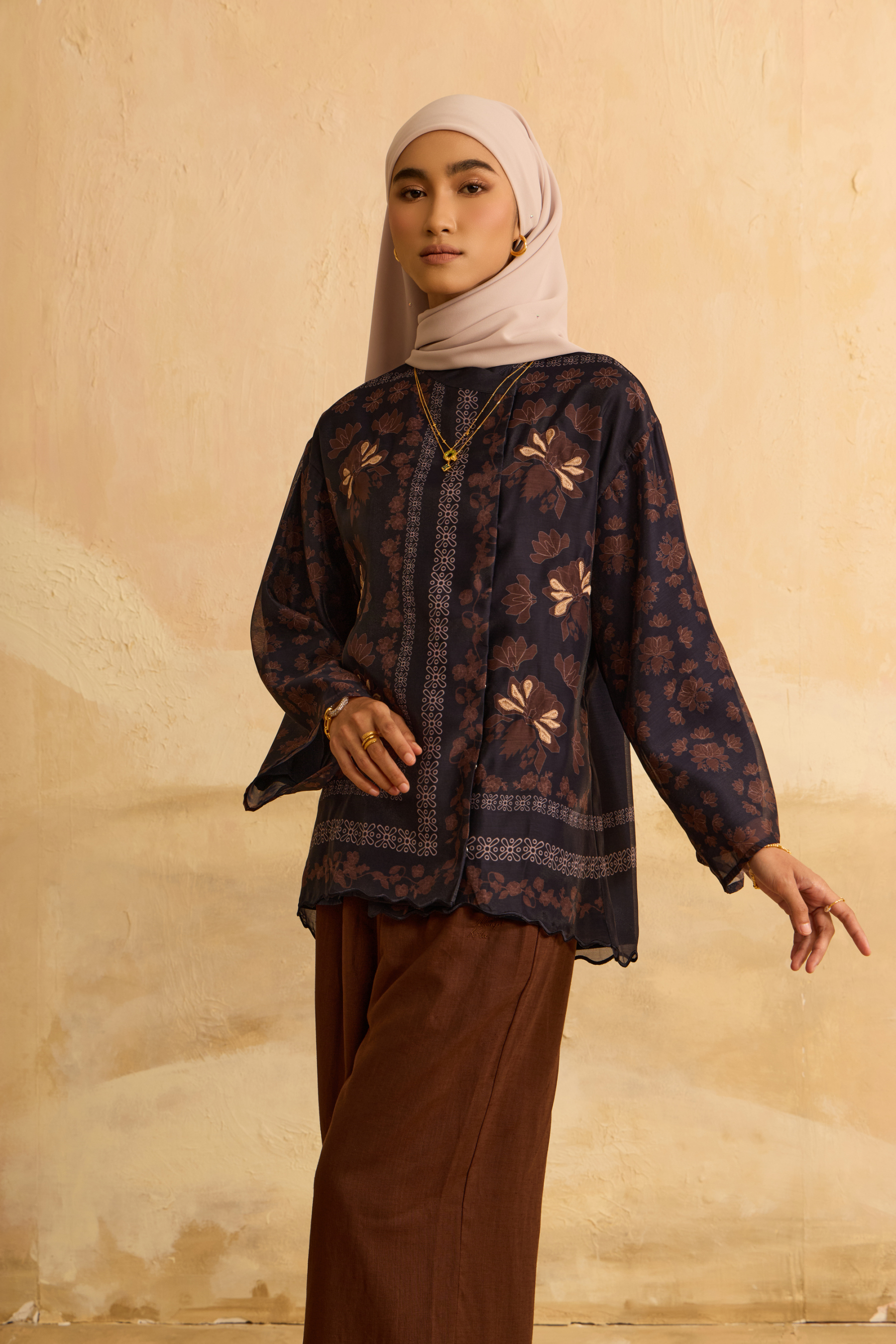 Elda Deep Navy Printed Boxy Top