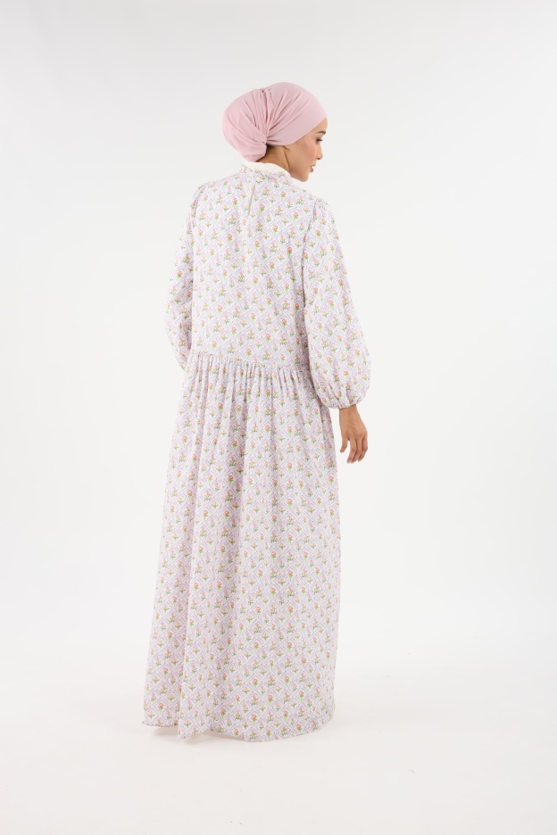 Memoria Off-White Flounce Dress