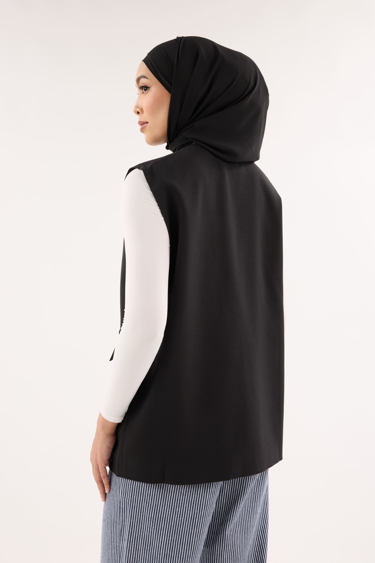 Nelly Black Structured Vest