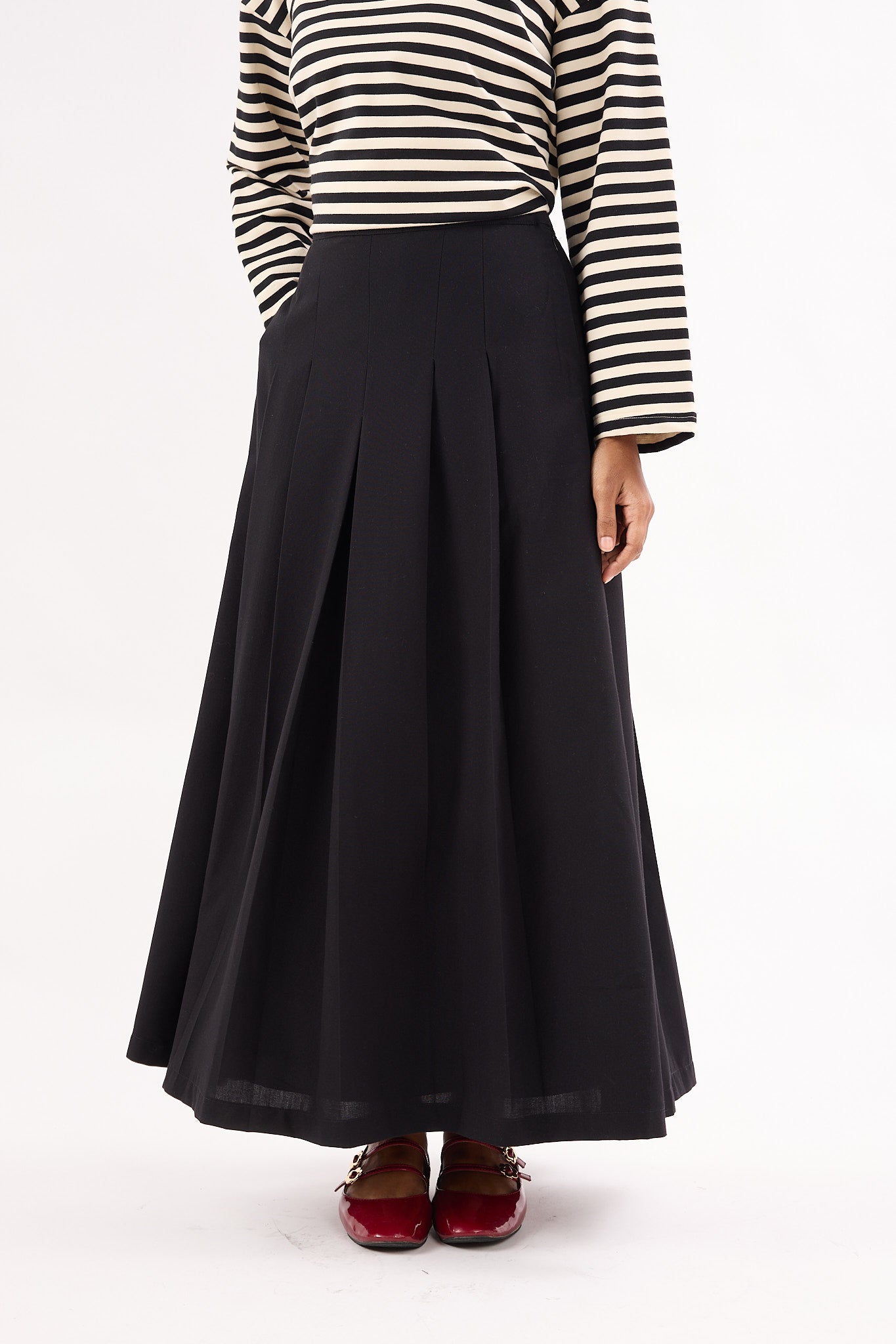Buy Black Box Pleated Skirt - Women's | Kita&Co – Mimpikita