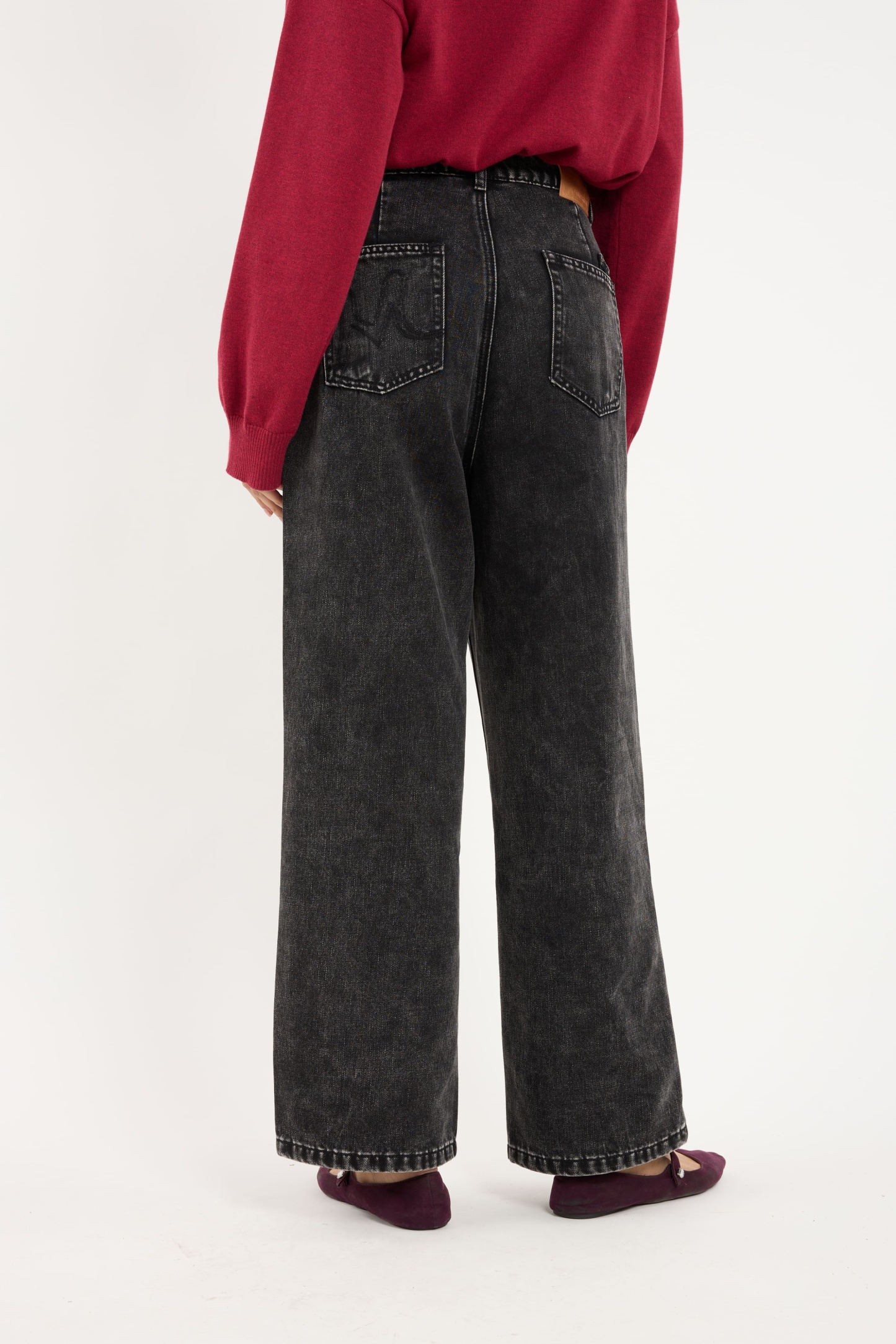 Lara Washed Black Wide Straight Jeans