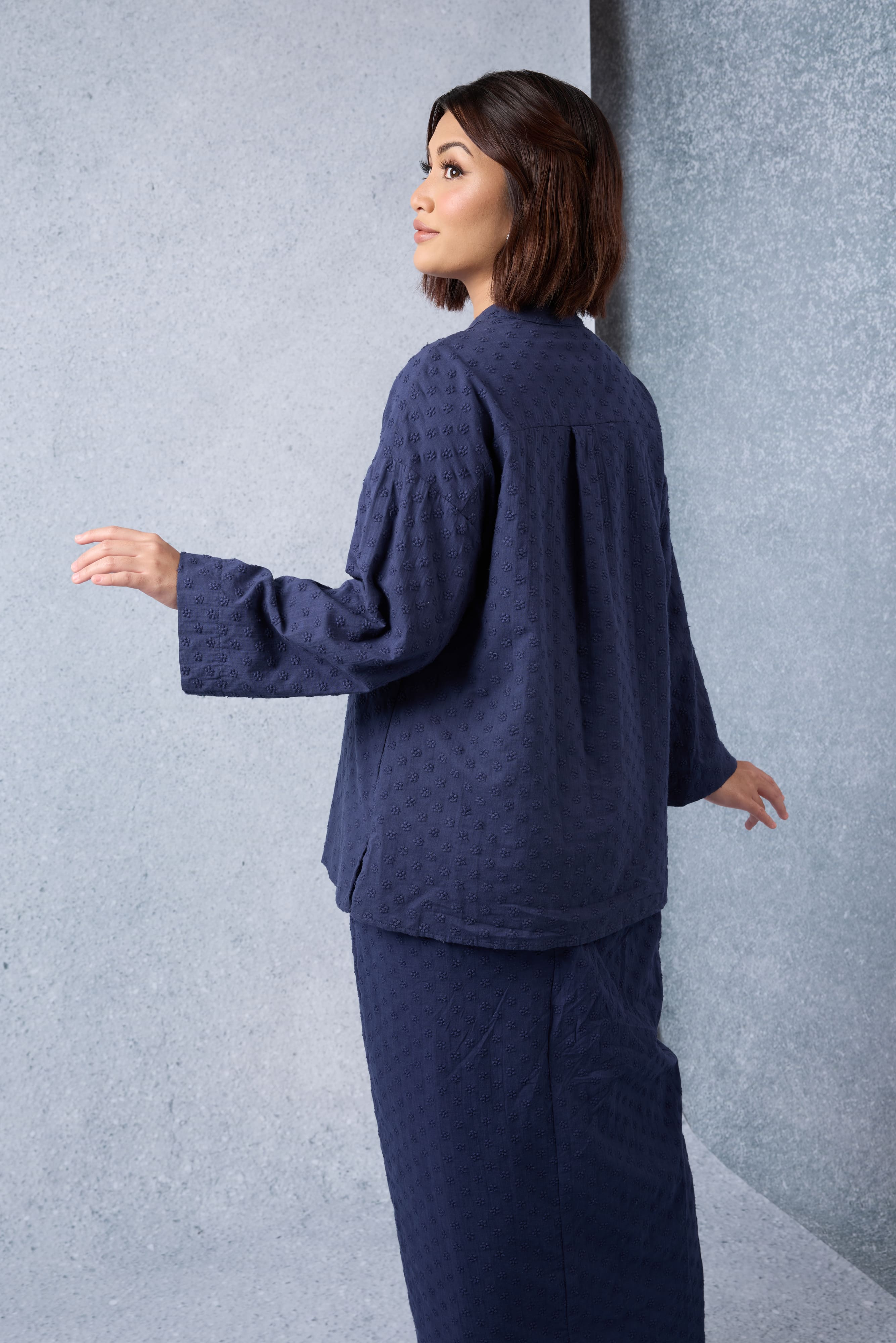 Murni Navy Blue Textured Floral Kurung Set