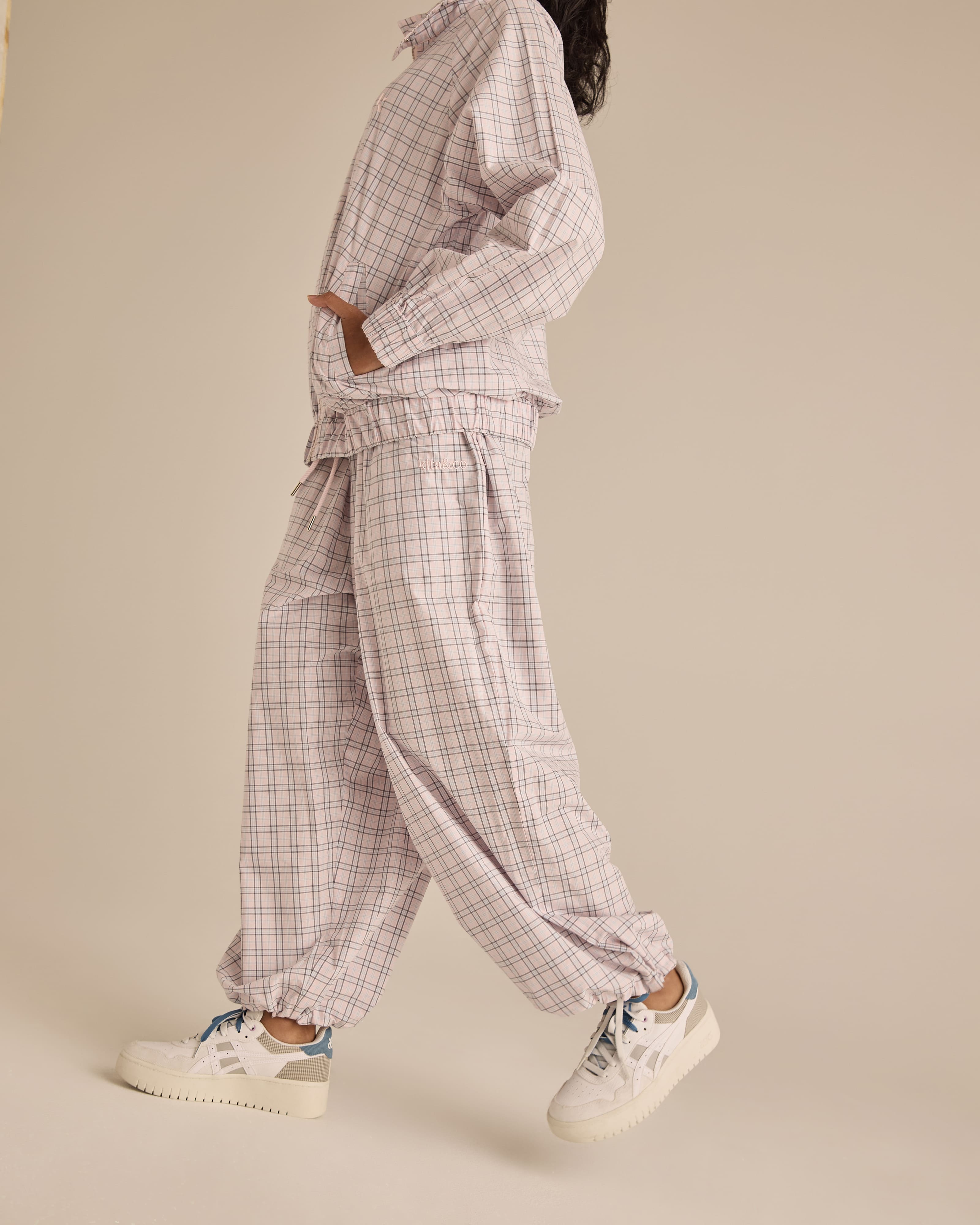 Soft Pink Plaid Relaxed Balloon Pants
