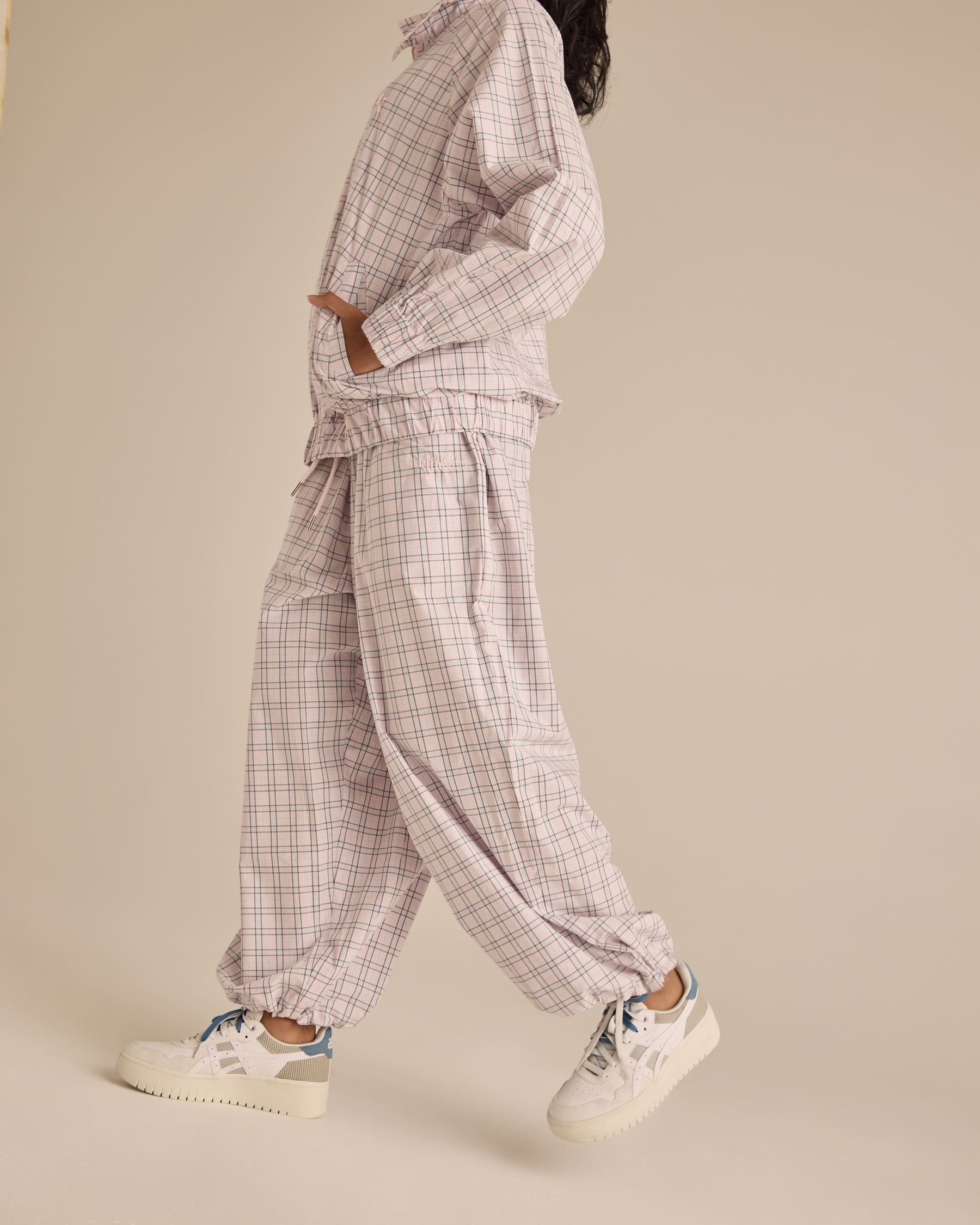 Soft Pink Plaid Relaxed Balloon Pants