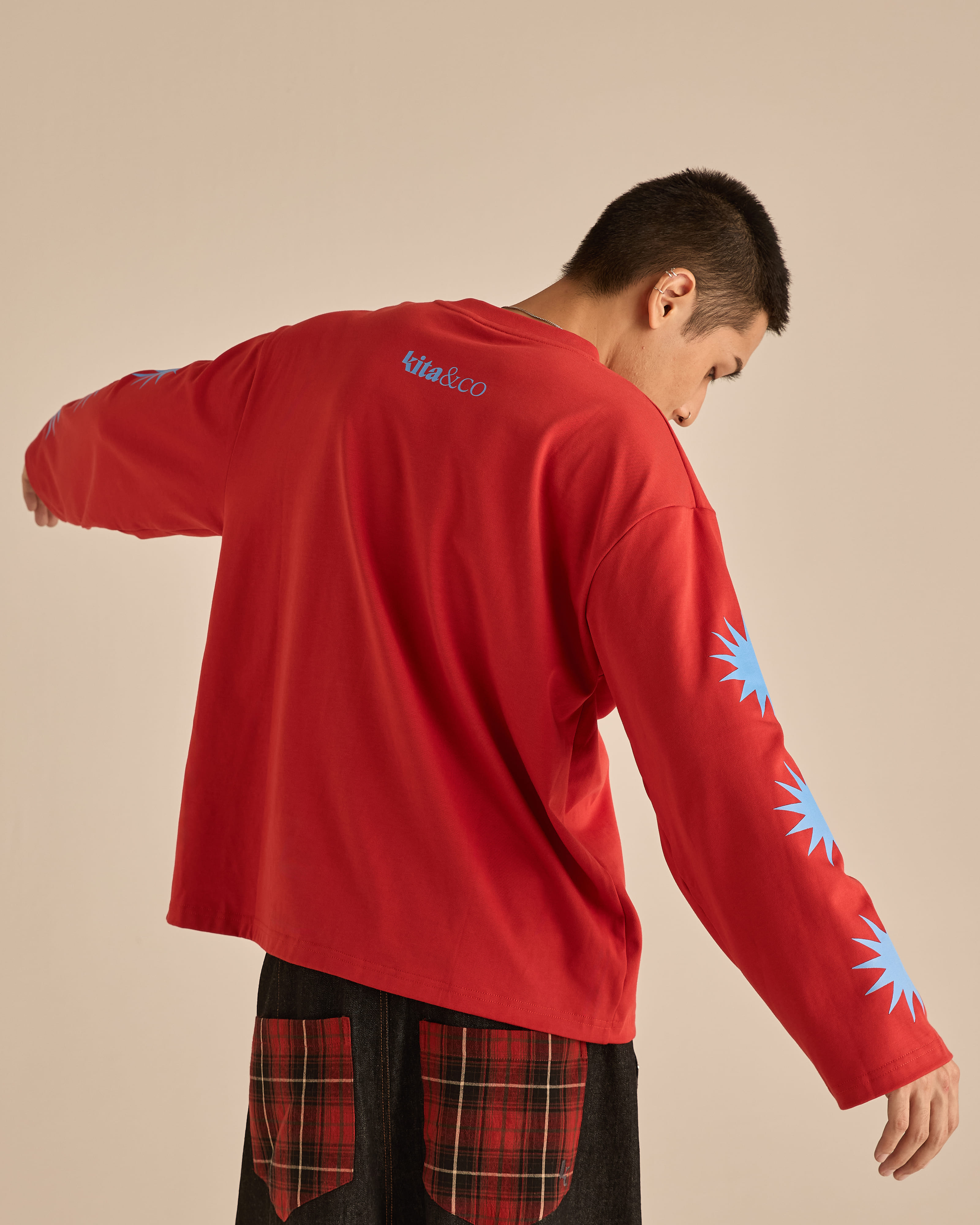 Warga Red Graphic Long Sleeve T-Shirt