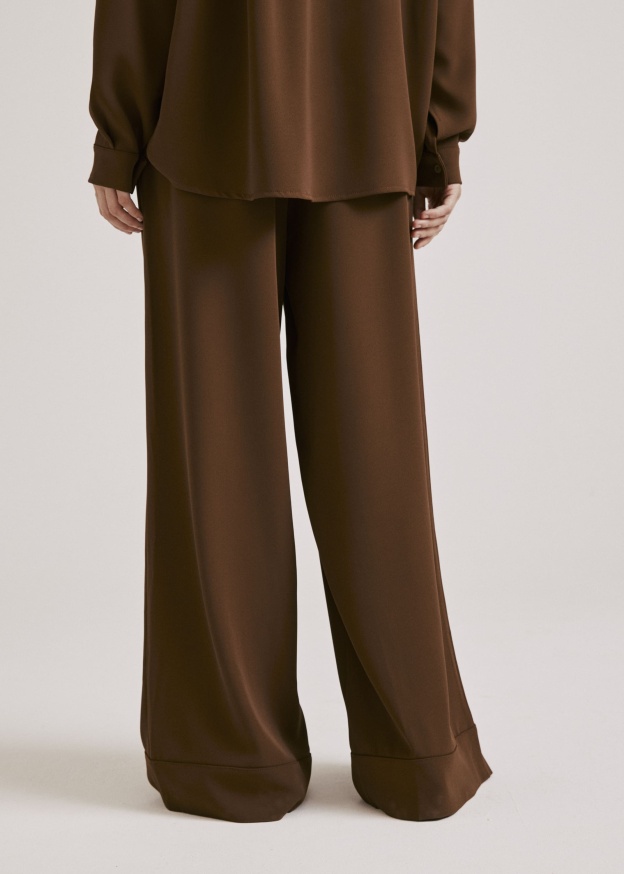 Nadya Deep Brown Monogram Loose Pants
