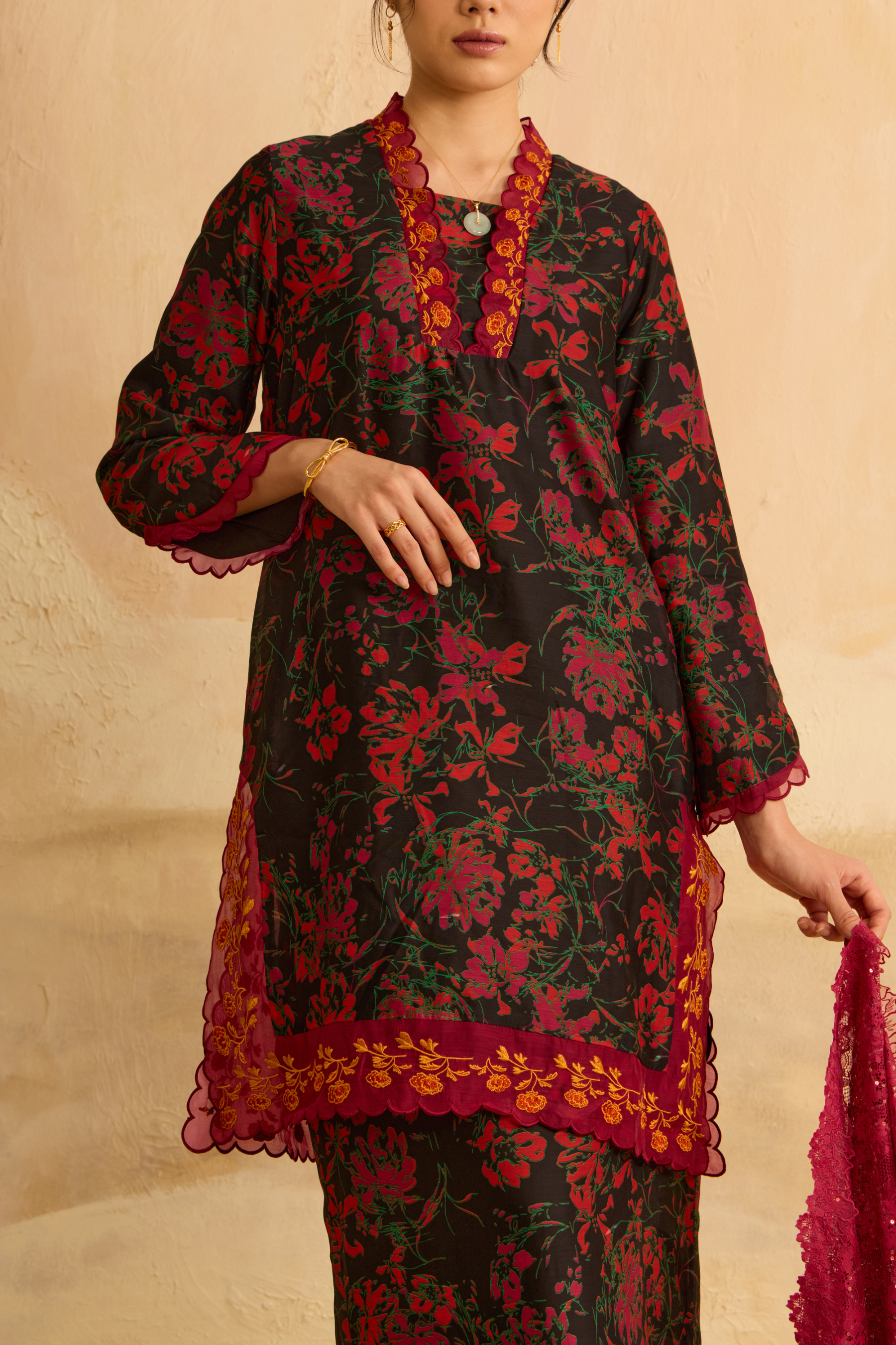 Mentari Black Printed Kurung Set