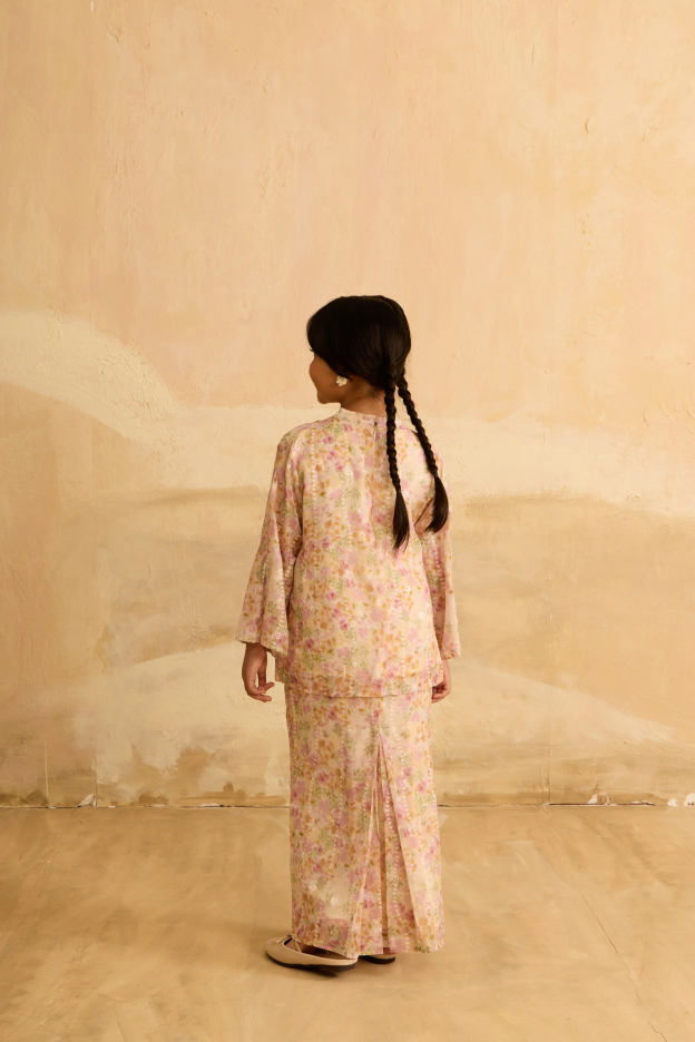 Mini Inara Peach Flora Kurung