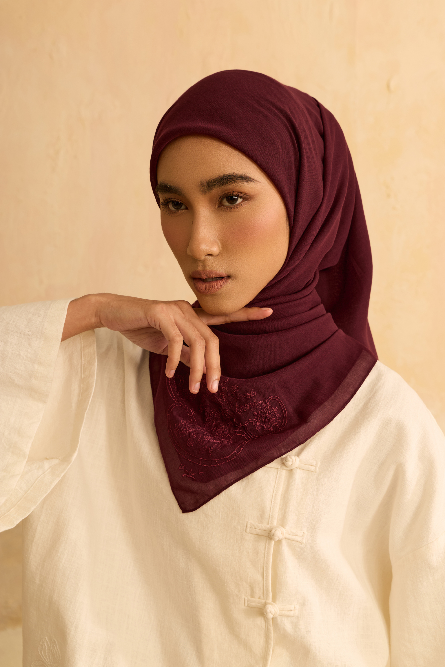 Mimpikita X Elfira Loy Enya Maroon Embroidered Square Voile Scarf
