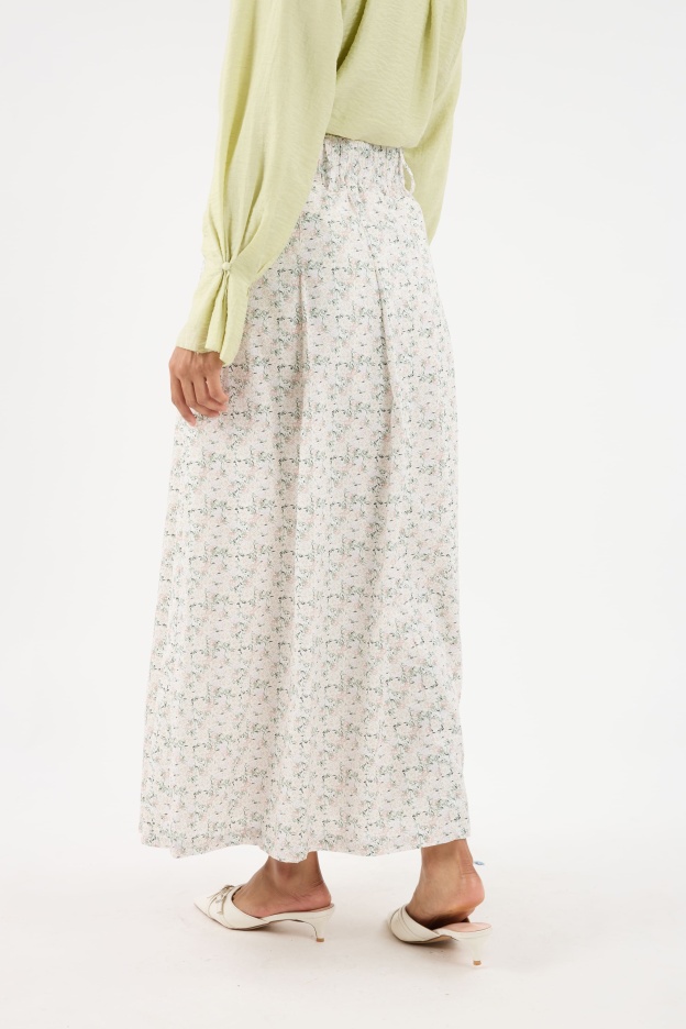 Mekar Off-White Pleated Skirt
