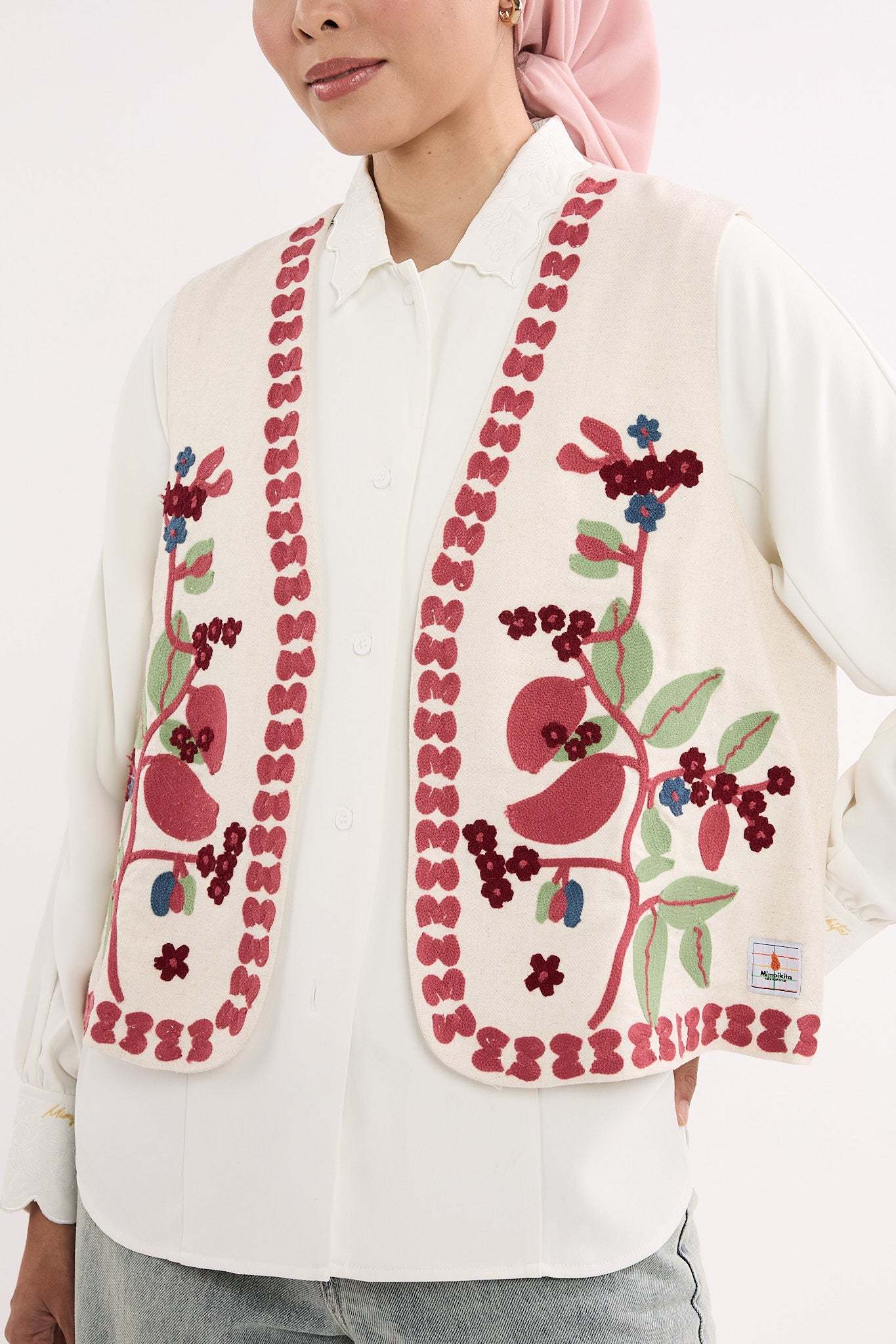 Ladang Embroidered Linen Vest