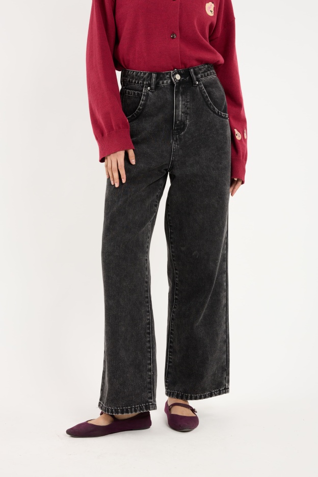 Lara Washed Black Wide Straight Jeans