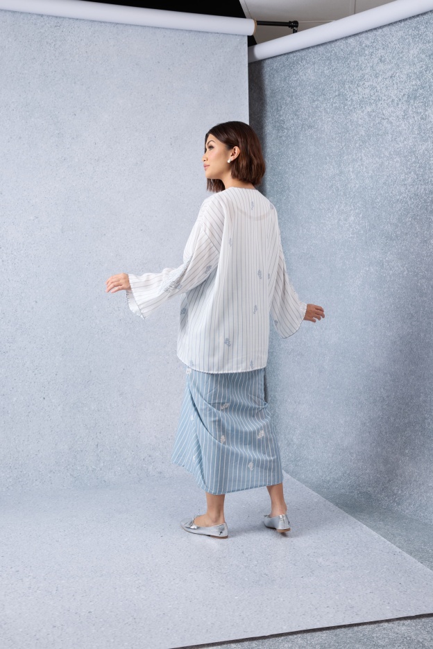 Matahari Smoky Blue Loose Kedah Top