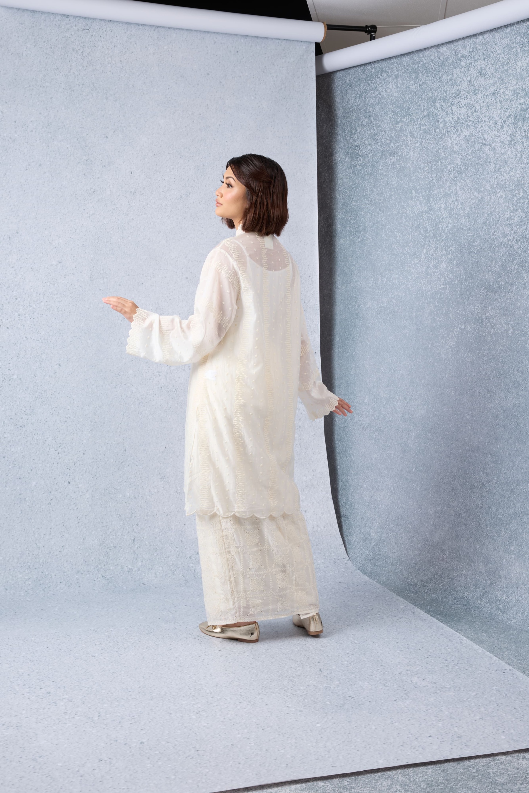 Sinar Off-White Embroidered Kebaya Set