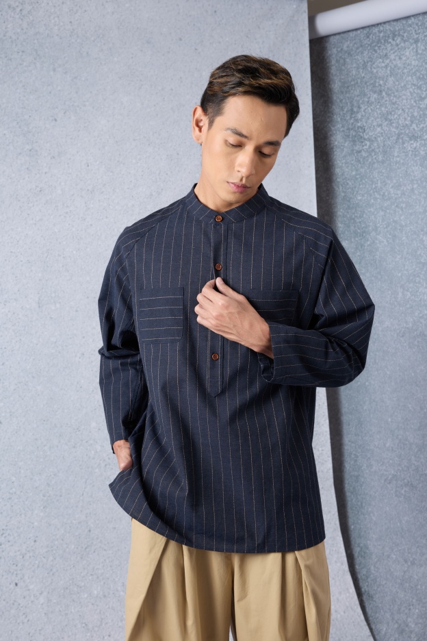Jiwa Navy Blue Striped Kurta