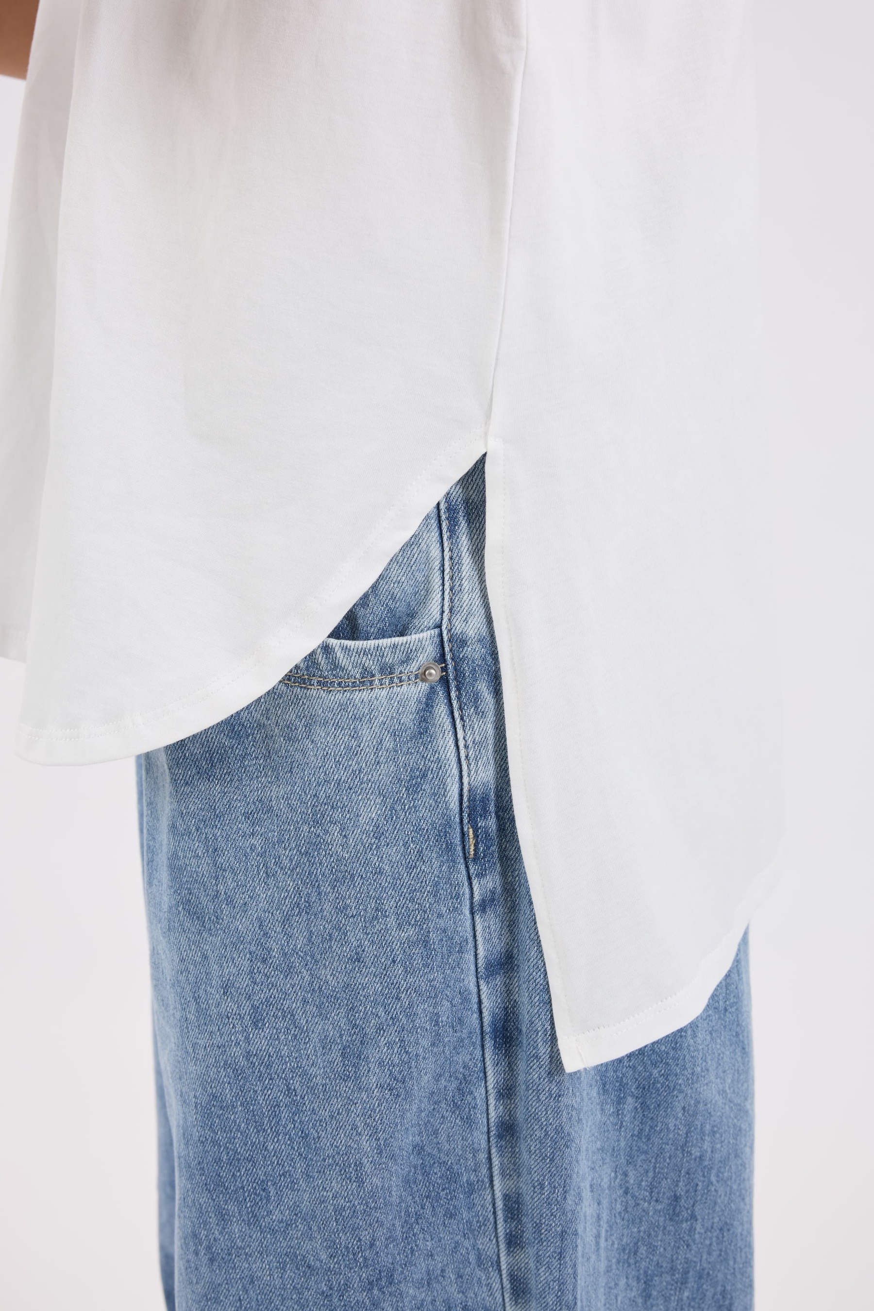 Off-White Sleeveless Top