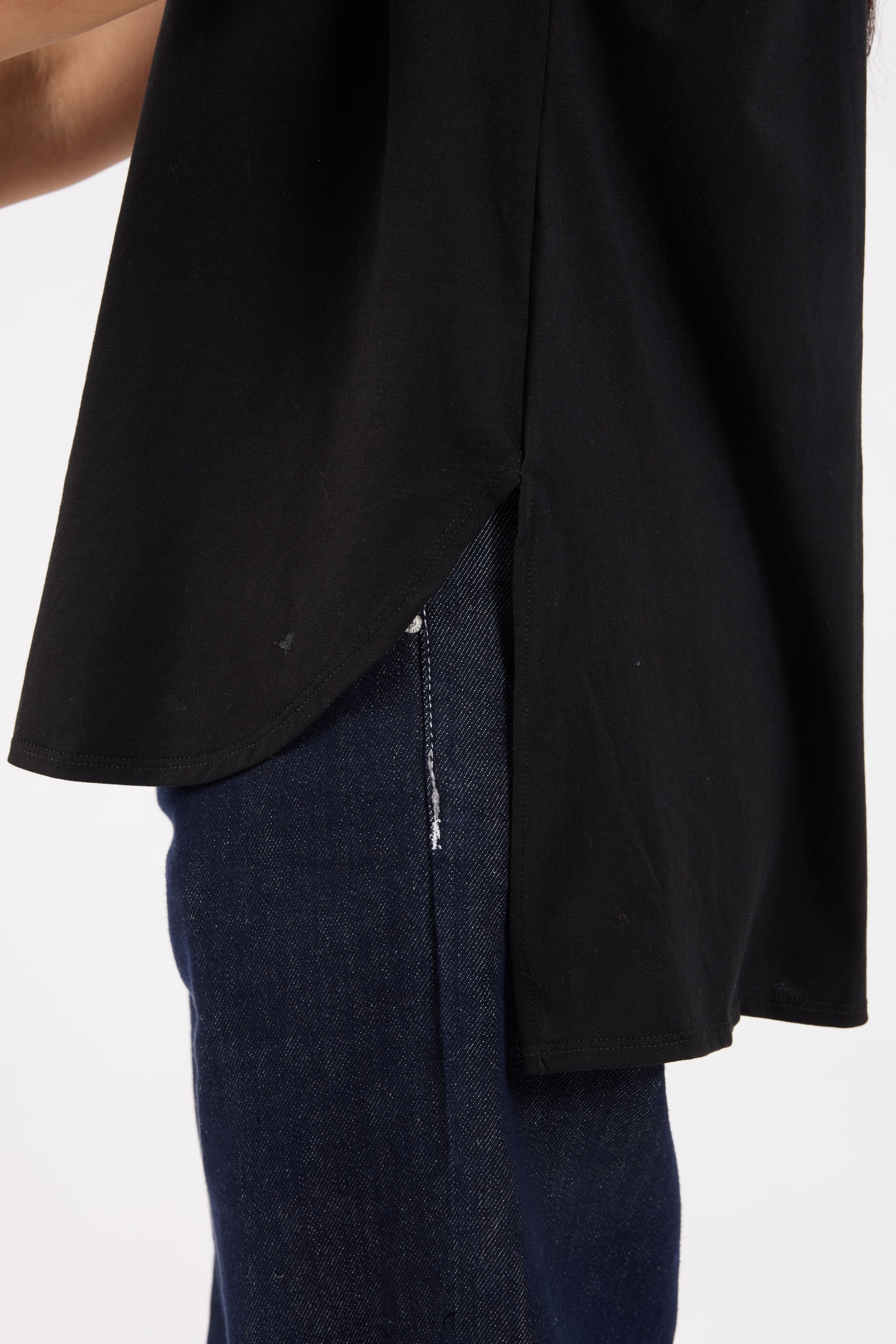 Black Sleeveless Top