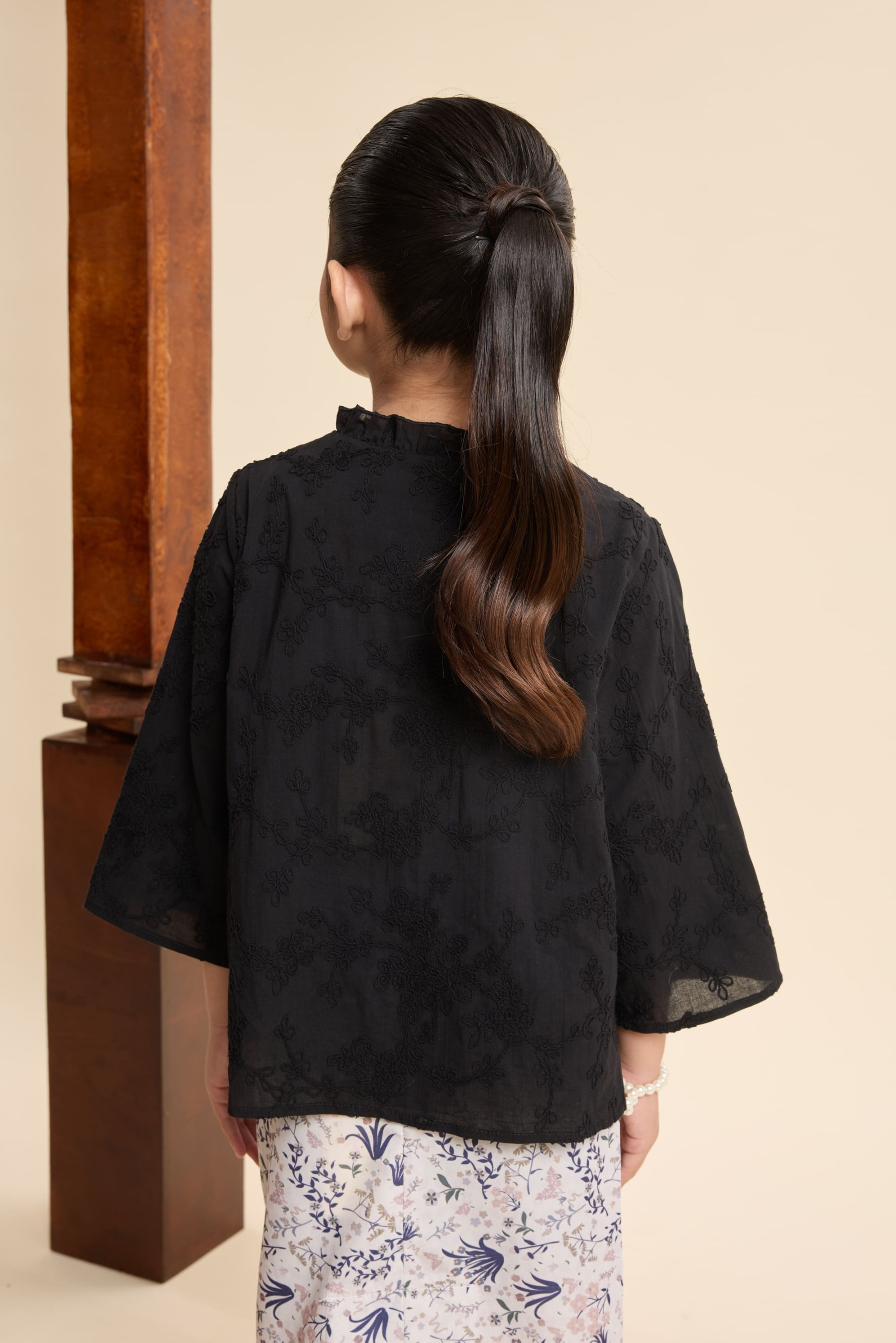 Aryana Black Mini Ruffle Kebaya Set